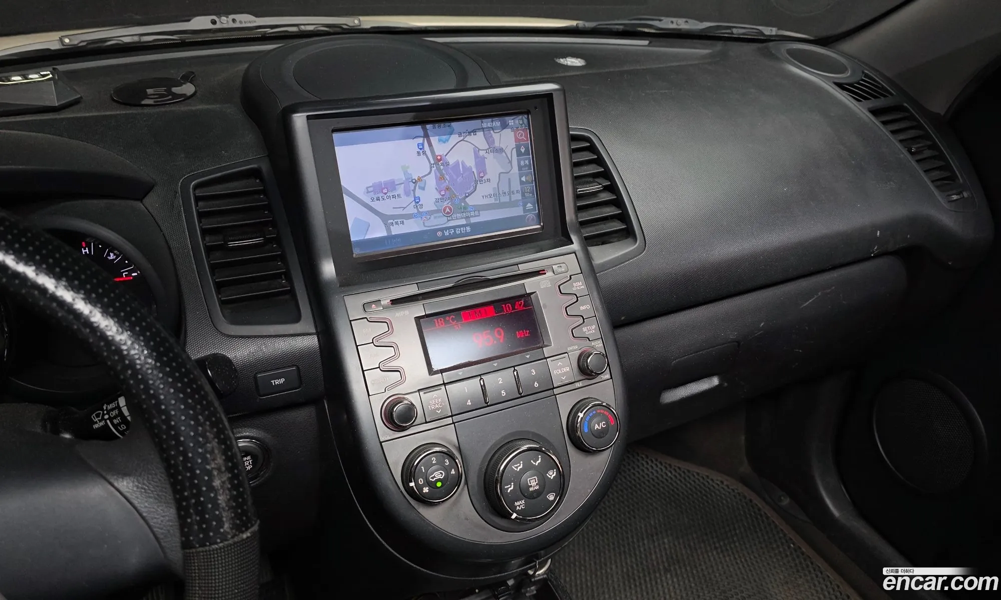Kia Soul 2011 KNAJT813BBK319704 — 18