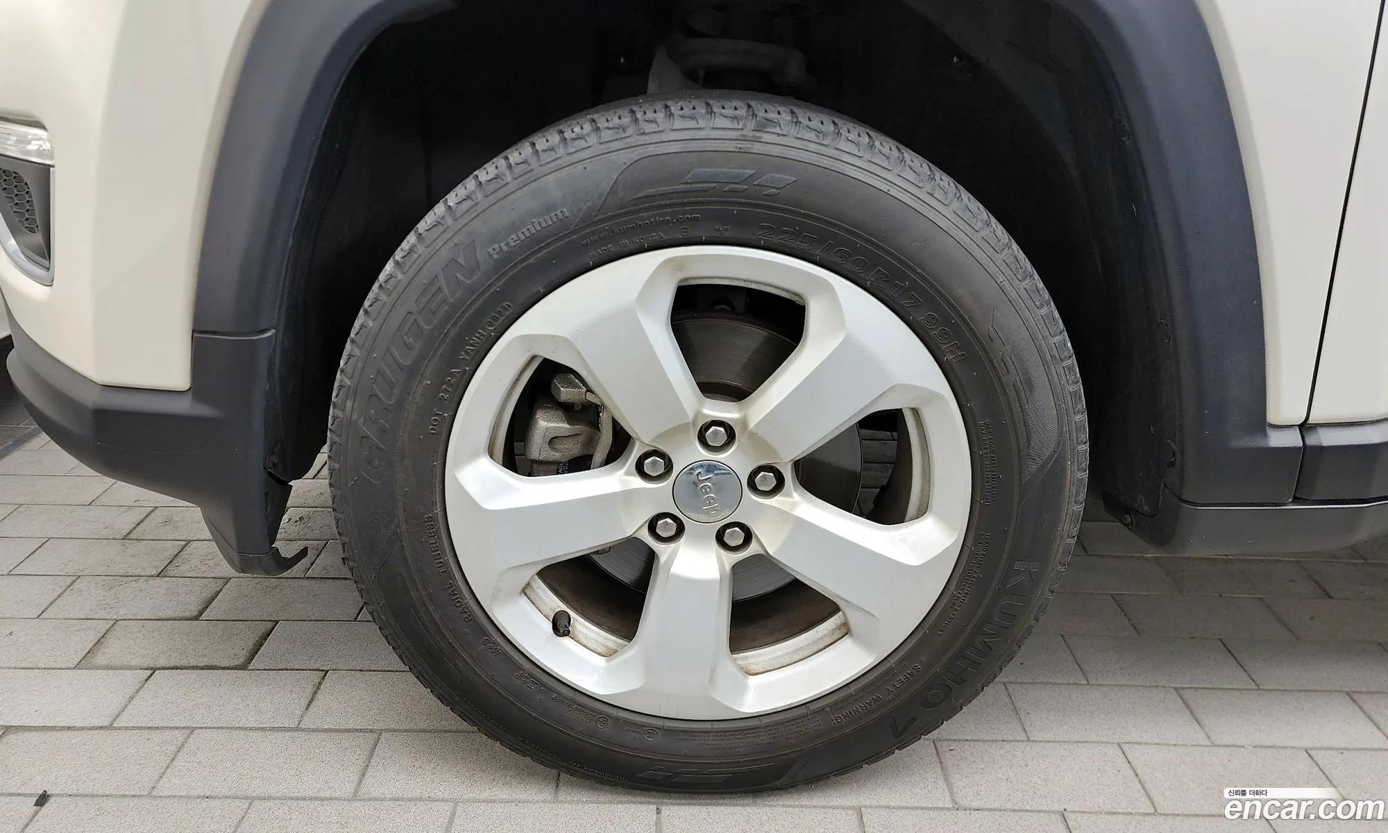 Jeep Compass 2019 3C4NJDCB5KT791381 — 29