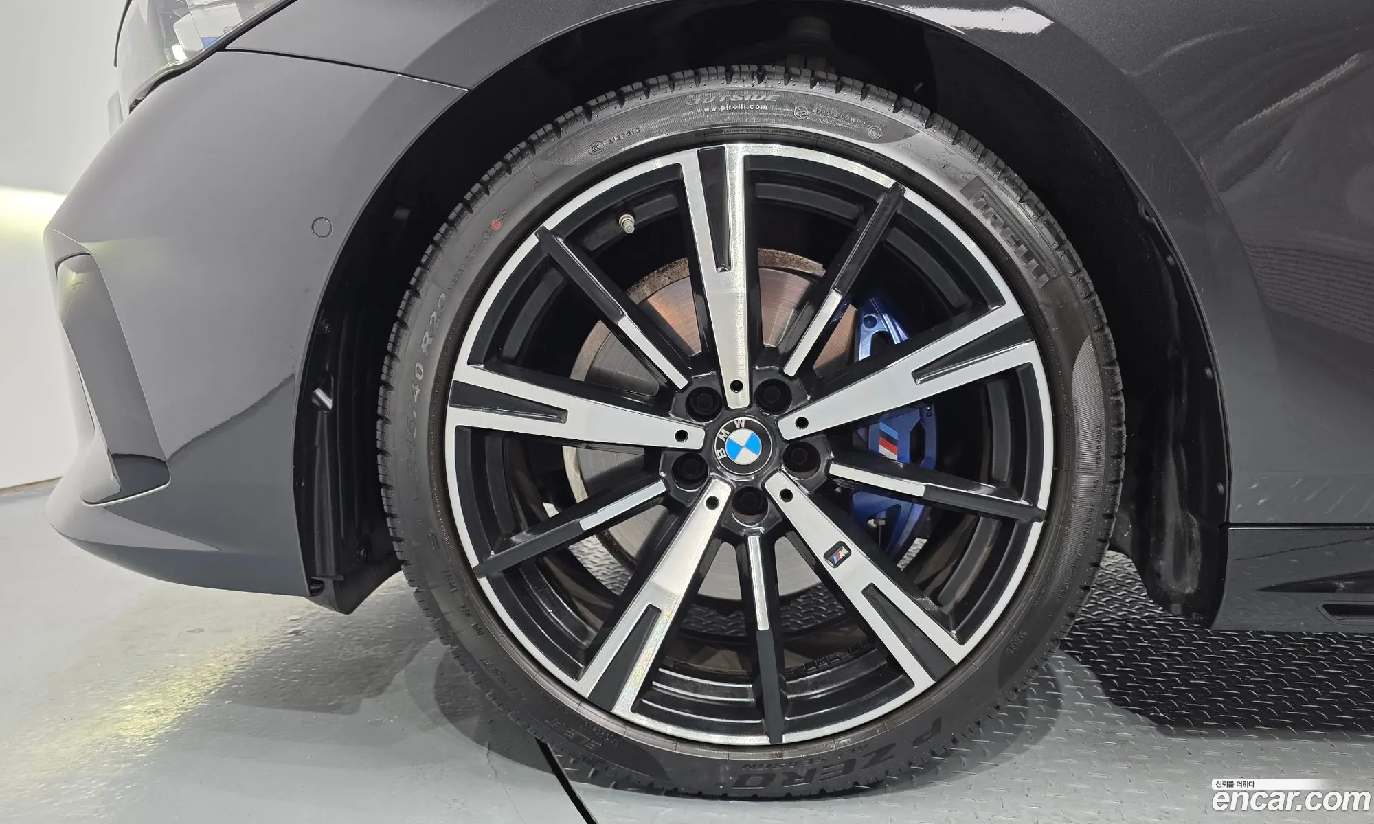BMW 5 Series 2023 — 18