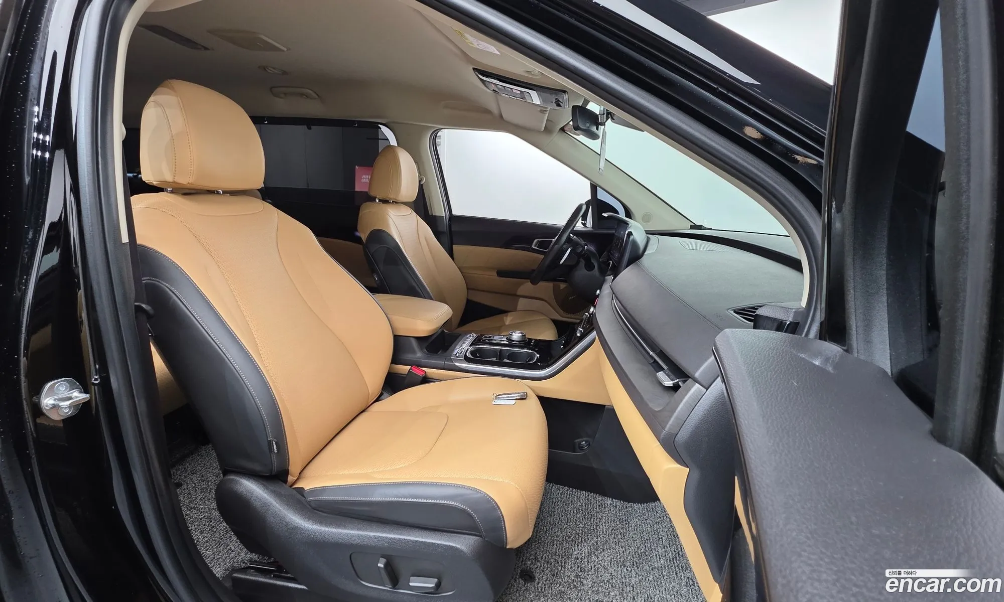 Kia Carnival 2023 KNANE81BBPS319427 — 19