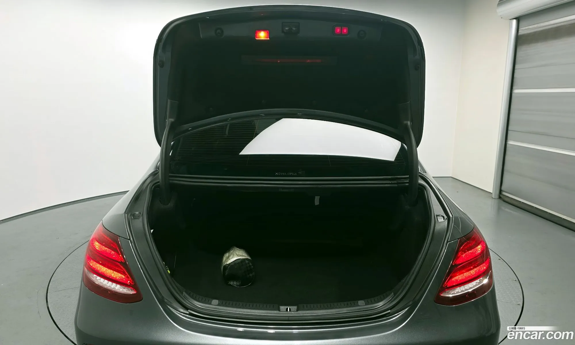 Mercedes-Benz E-Class W213 2017 WDDZF0FB6HA288553 — 2