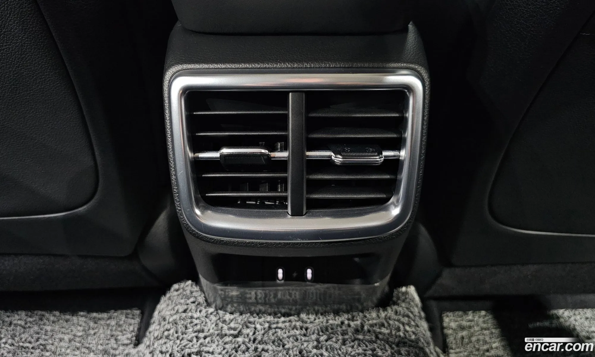 Kia K5 Hybrid 2024 — 35