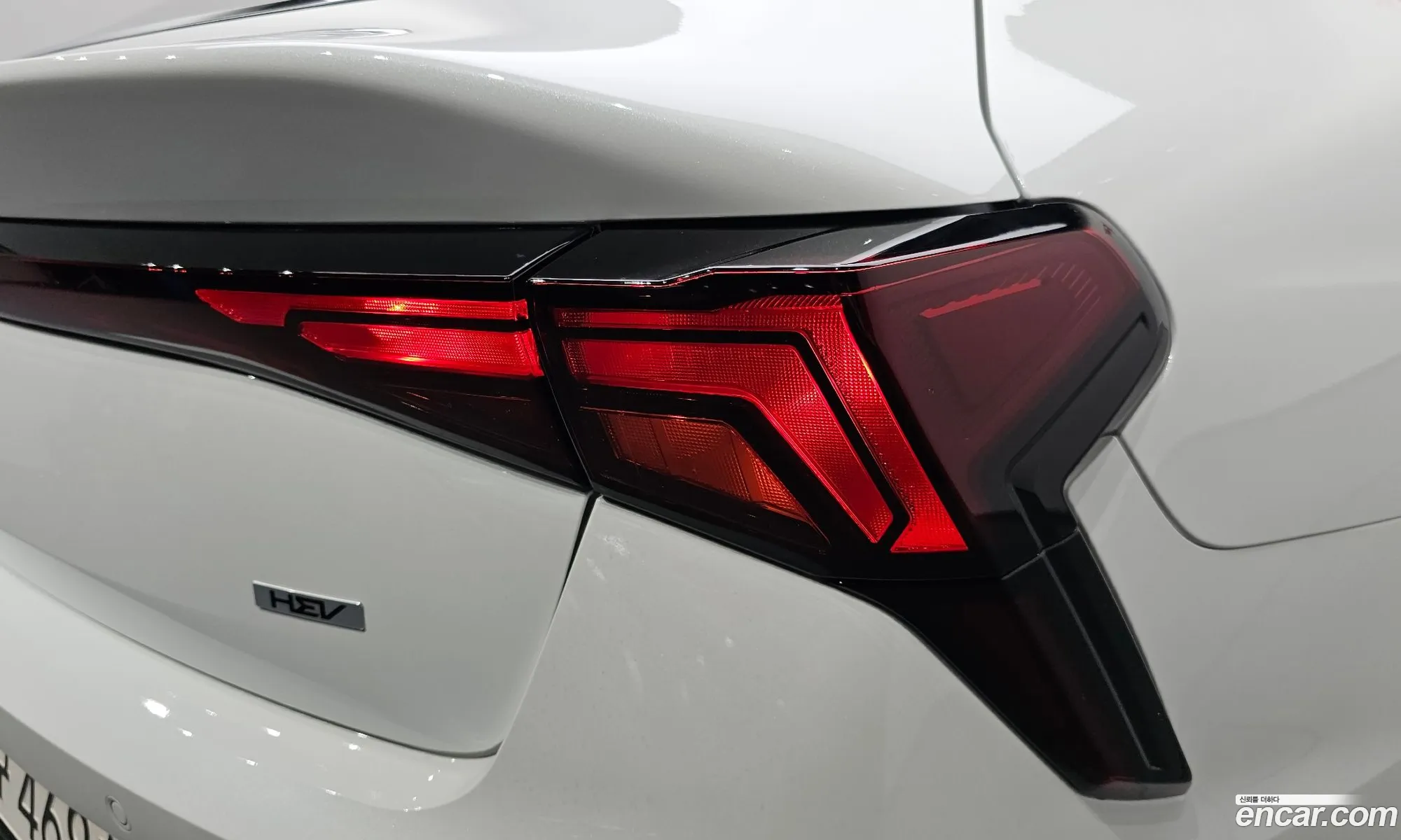 Kia K5 Hybrid 2024 — 31