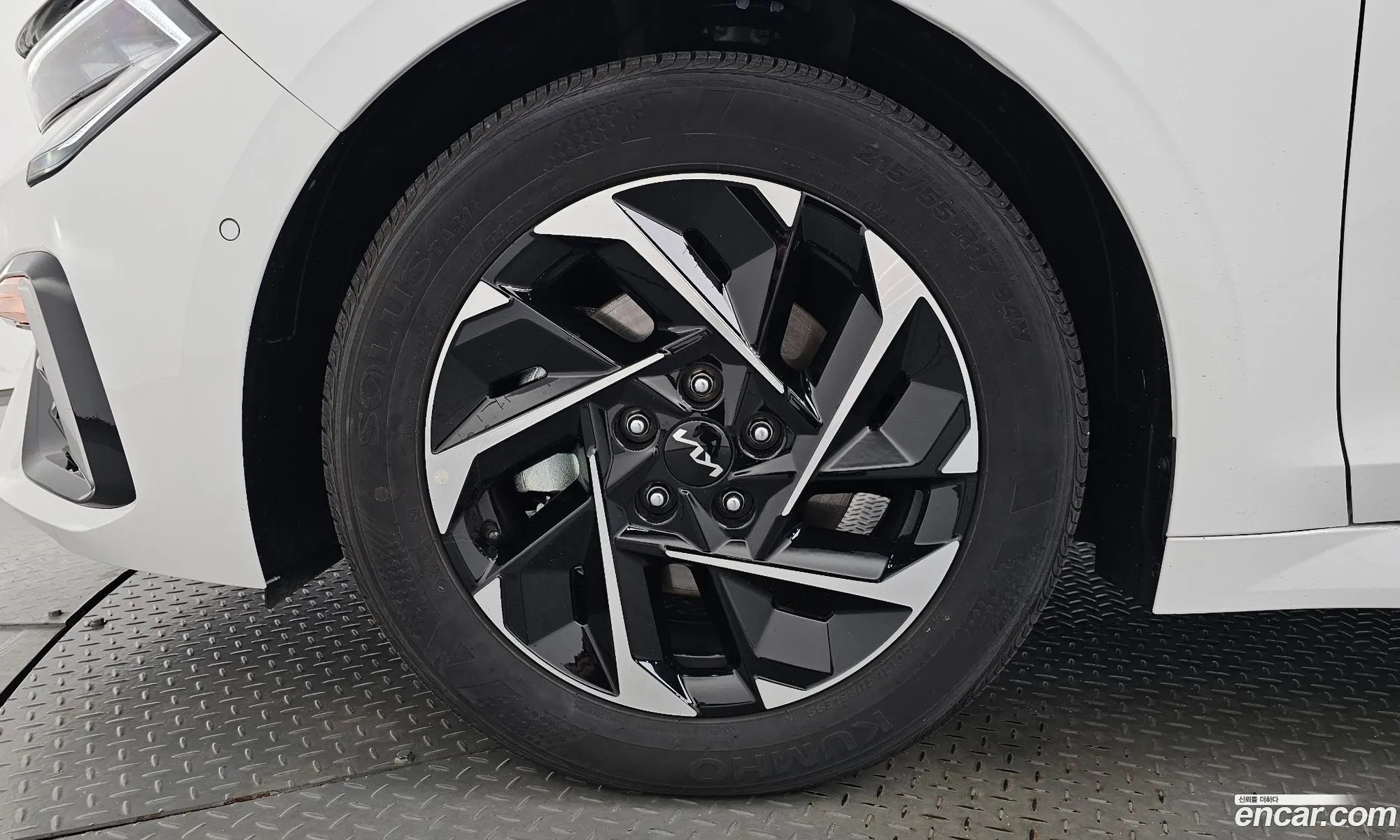 Kia K5 Hybrid 2024 — 26