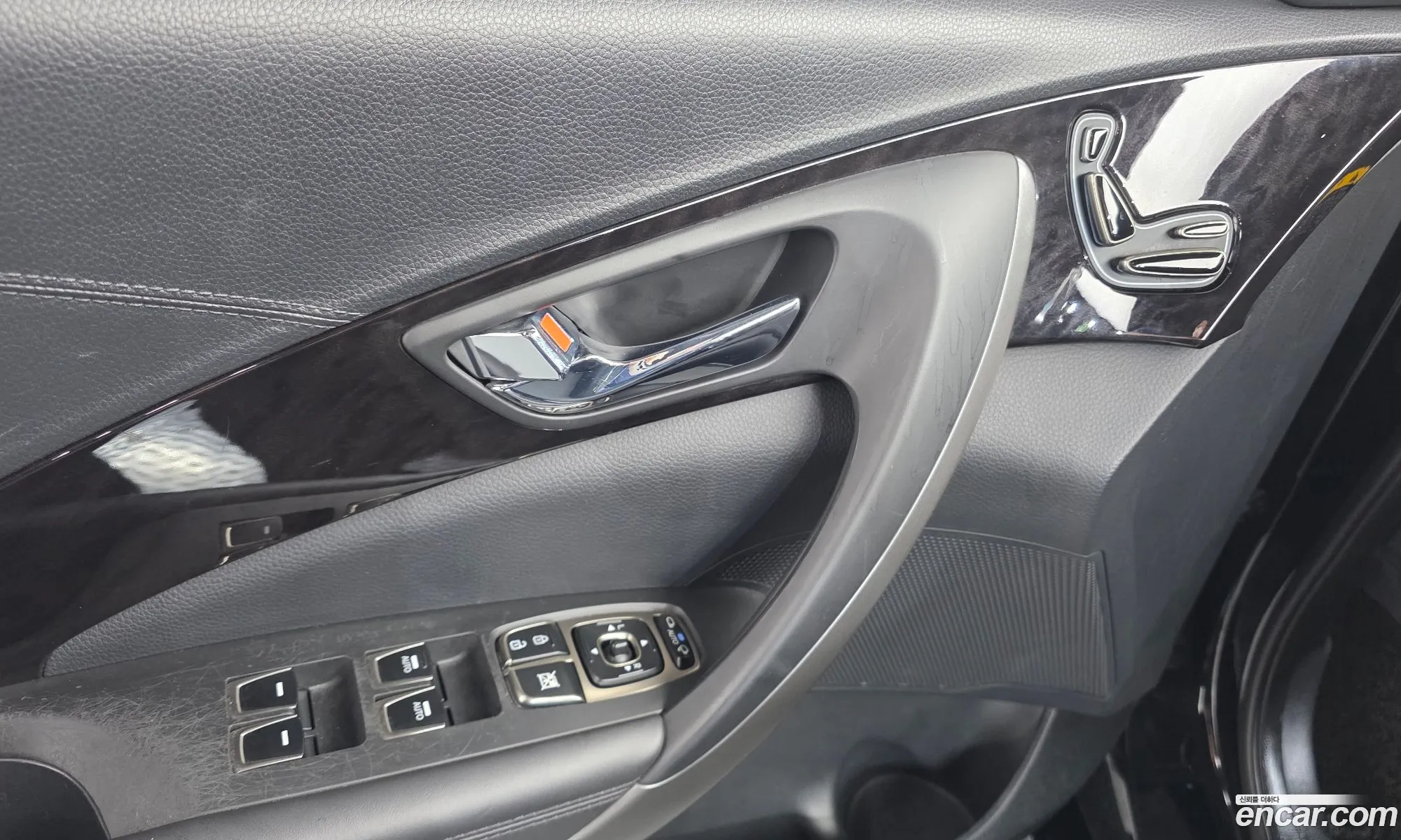Hyundai Grandeur HG 2014 KMHFF41CBEA380212 — 13