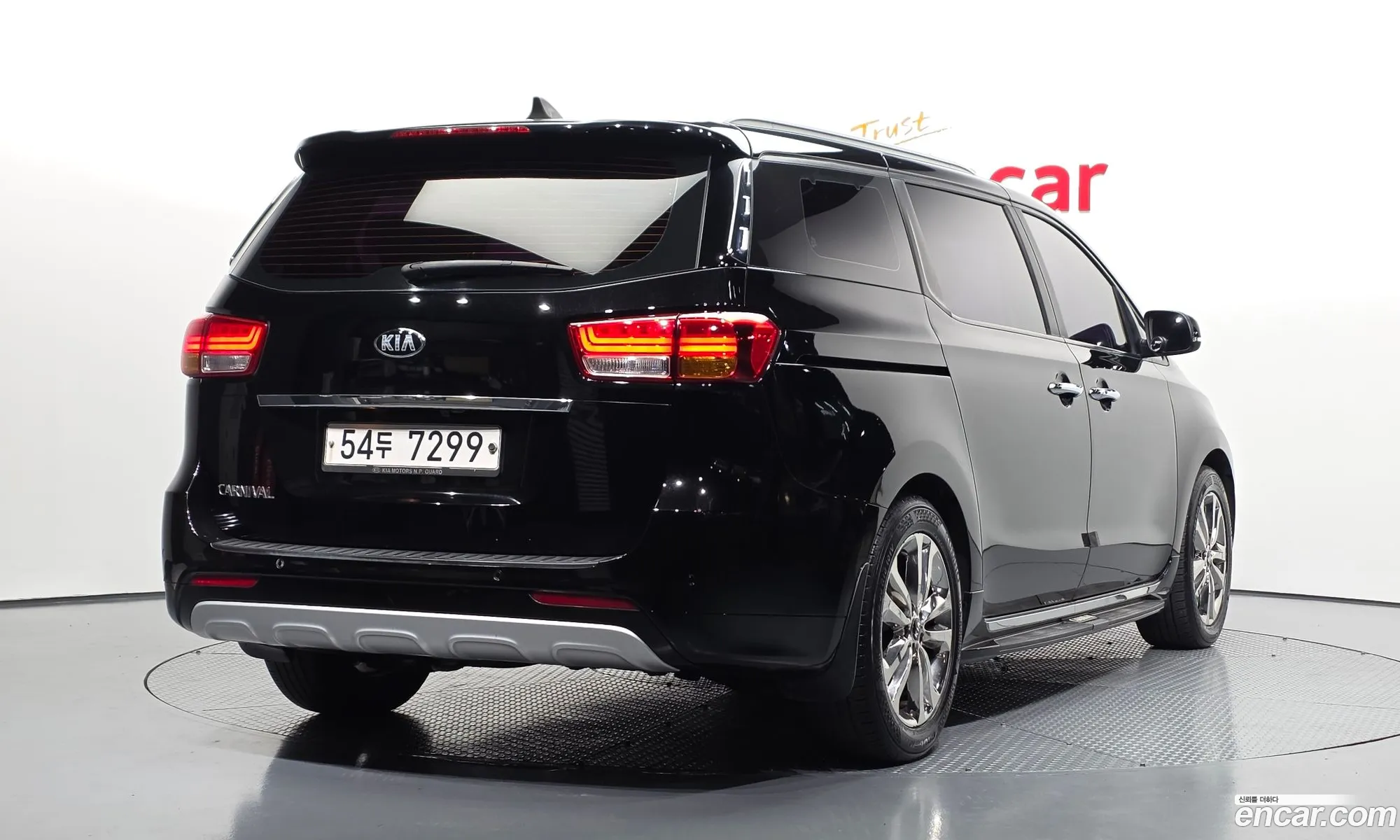 Kia Carnival 2015 KNAMC81ABFS064088 — 11
