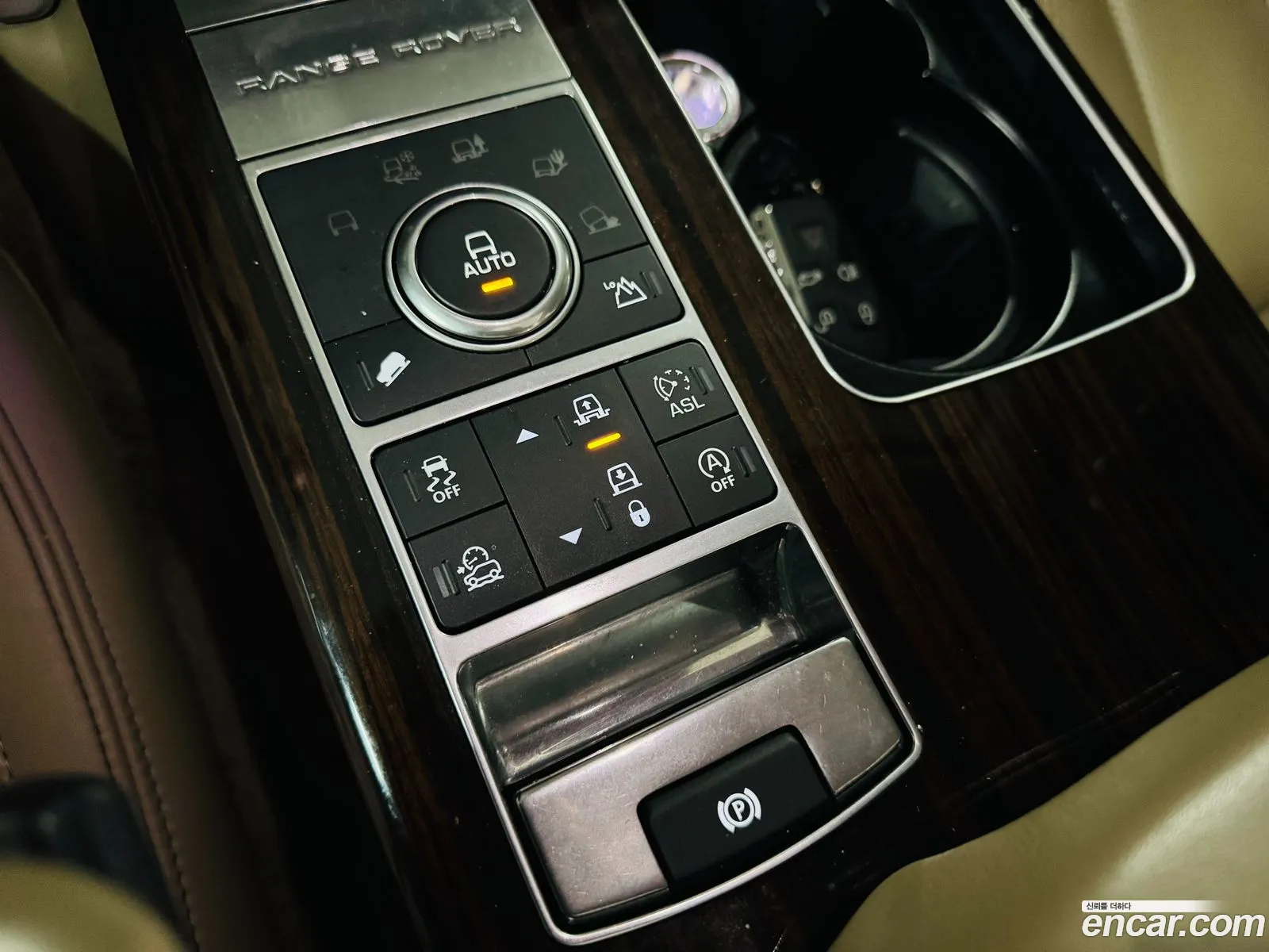 Land Rover Range Rover 2015 — 11
