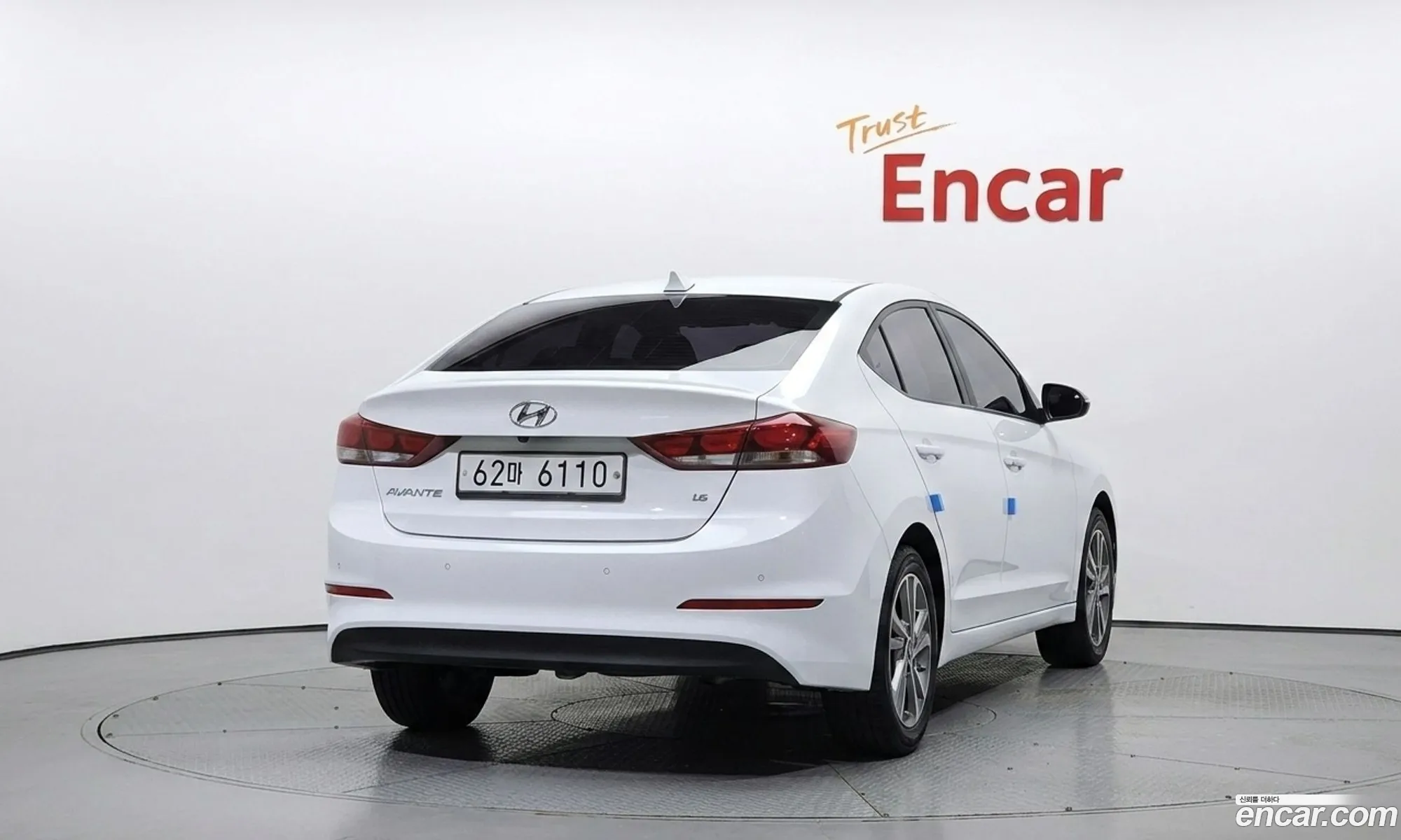 Hyundai Elantra AD 2018 — 18