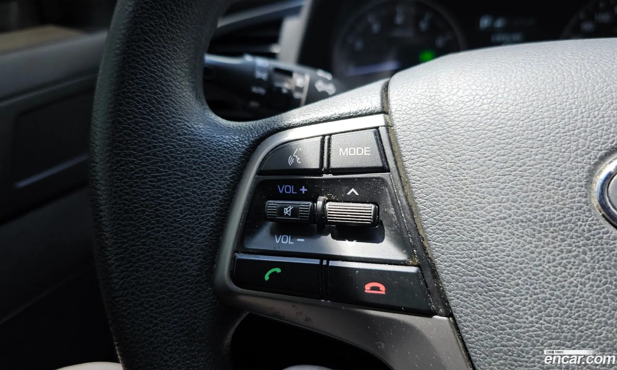 Hyundai Elantra AD 2018 — 14