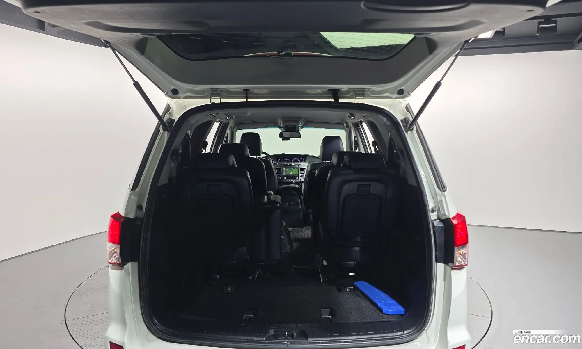 KG Mobility (SsangYong) Korando Turismo 2017 — 7