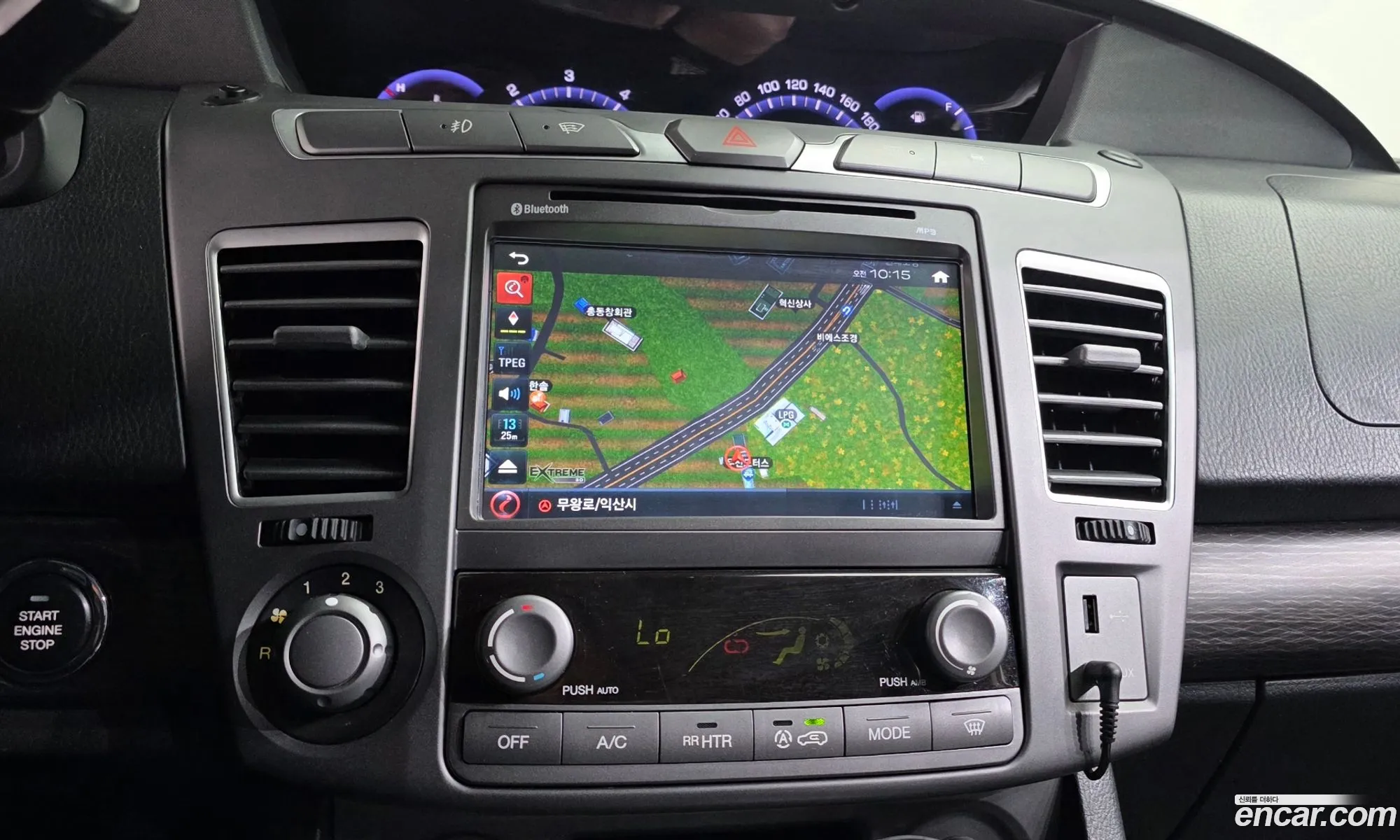 KG Mobility (SsangYong) Korando Turismo 2017 — 13