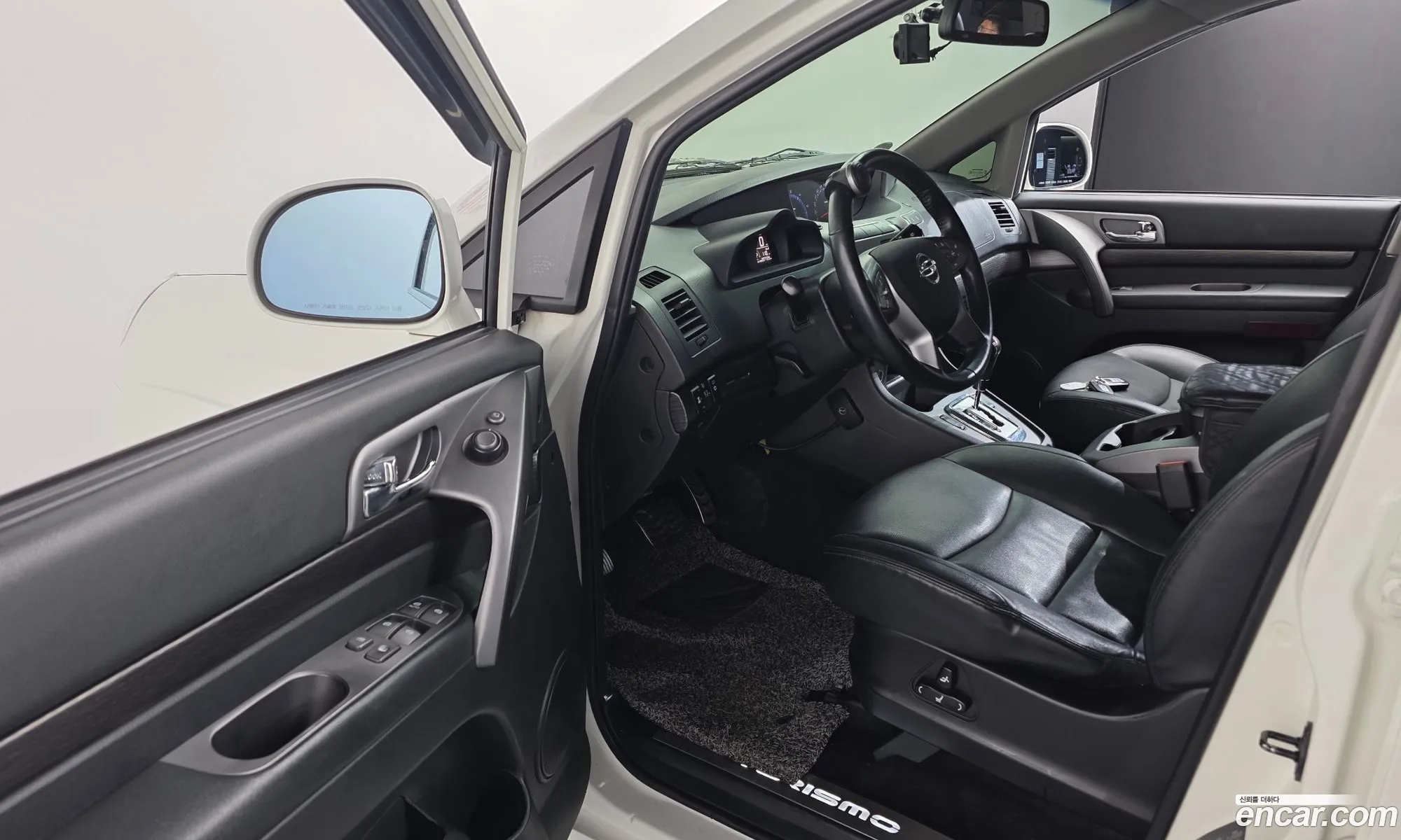 KG Mobility (SsangYong) Korando Turismo 2017 — 8