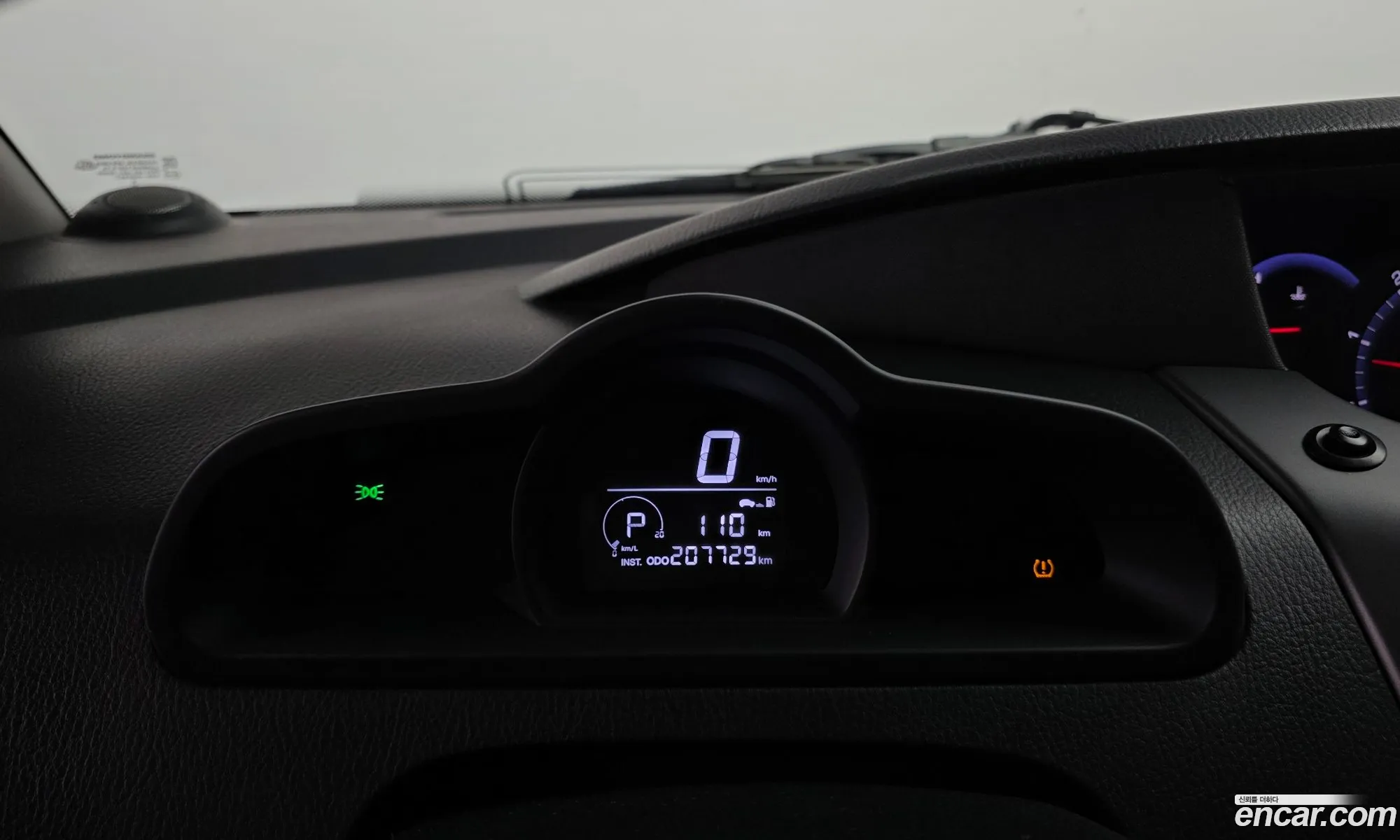 KG Mobility (SsangYong) Korando Turismo 2017 — 18