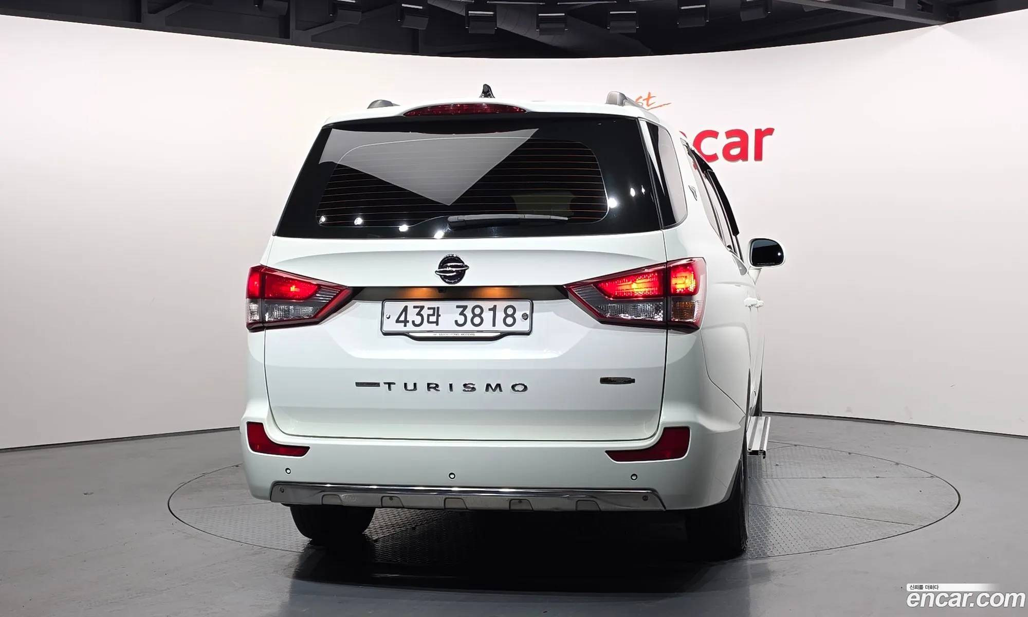 KG Mobility (SsangYong) Korando Turismo 2017 — 14