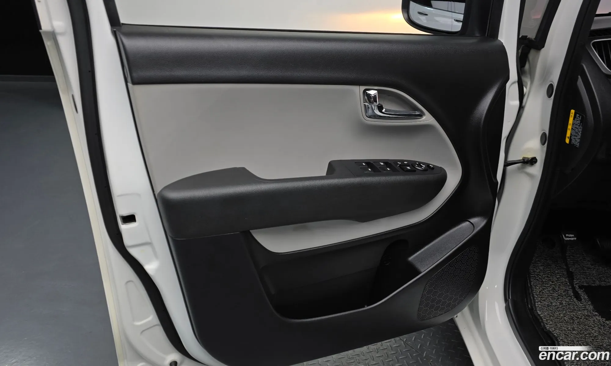 Kia Ray 2017 — 28