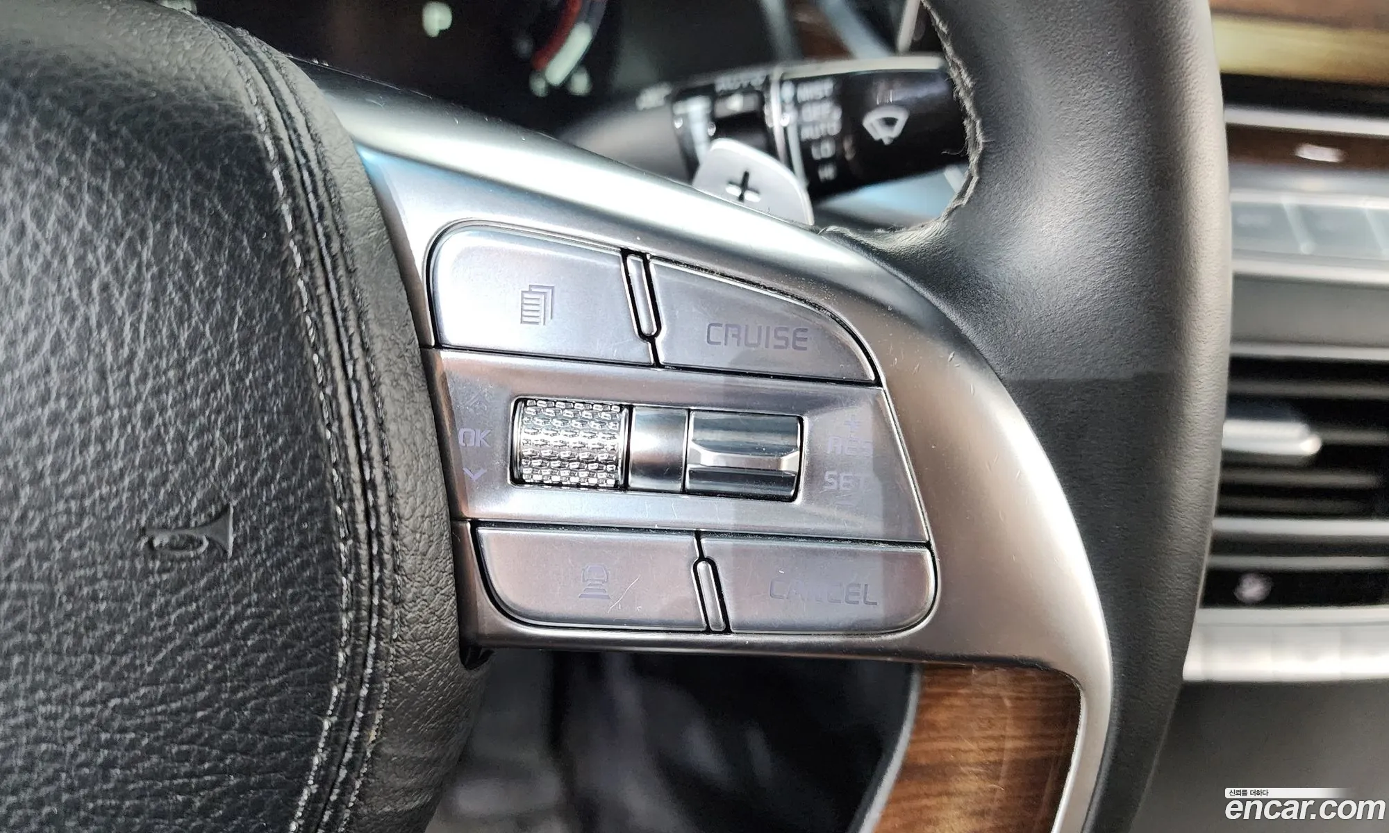 Kia The K9 2018 — 19