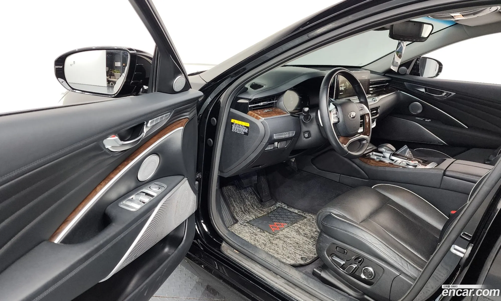 Kia The K9 2018 — 2