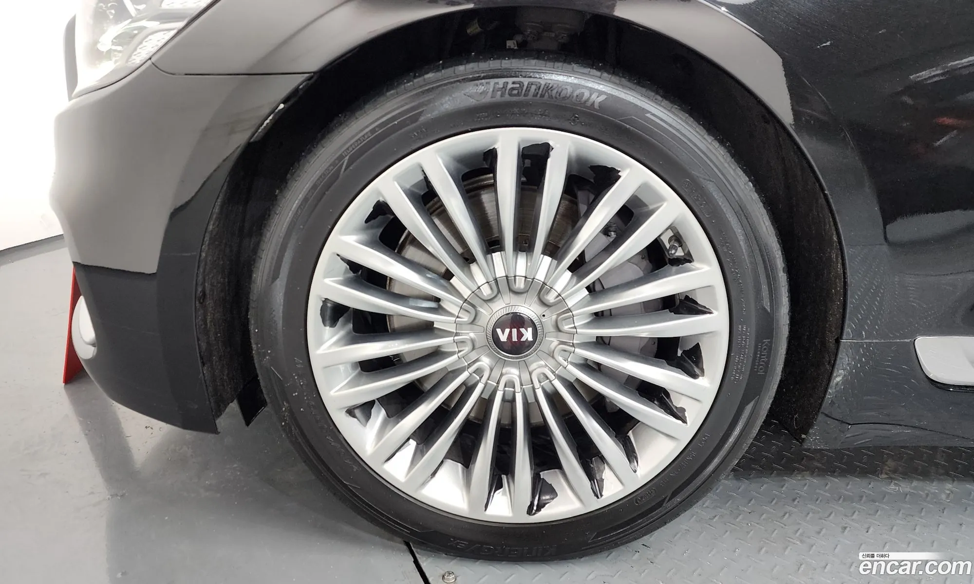 Kia The K9 2018 — 12