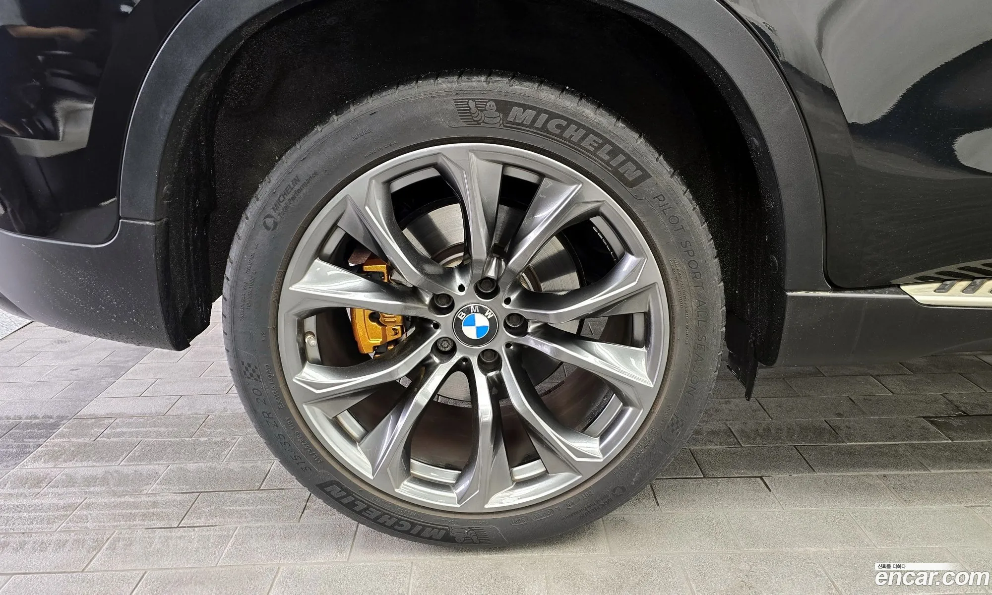BMW X6 2017 — 11