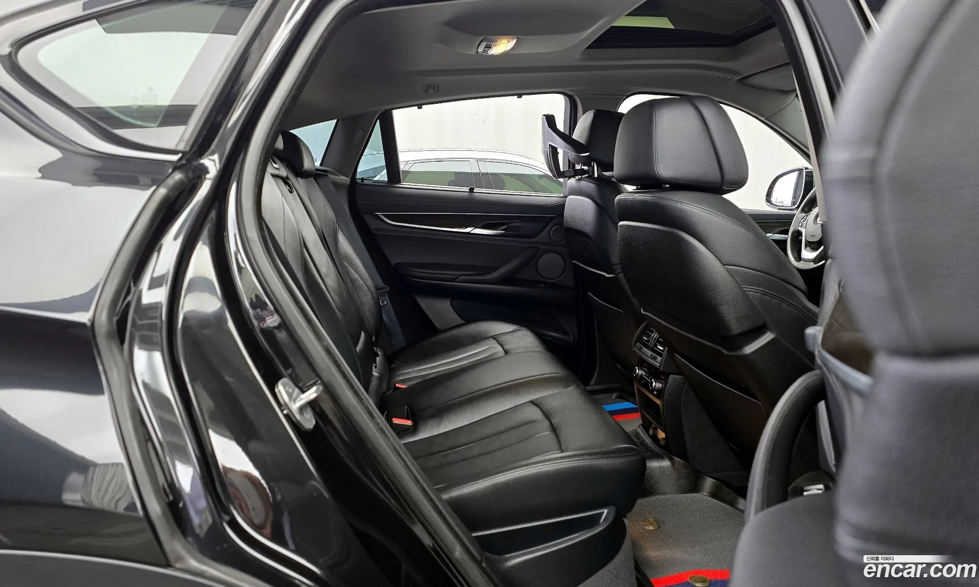 BMW X6 2017 — 12