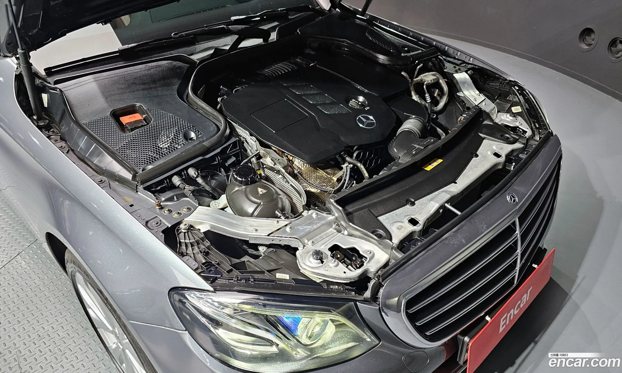 Mercedes-Benz E-Class W213 2018 WDDZF0FB4JA458723 — 7