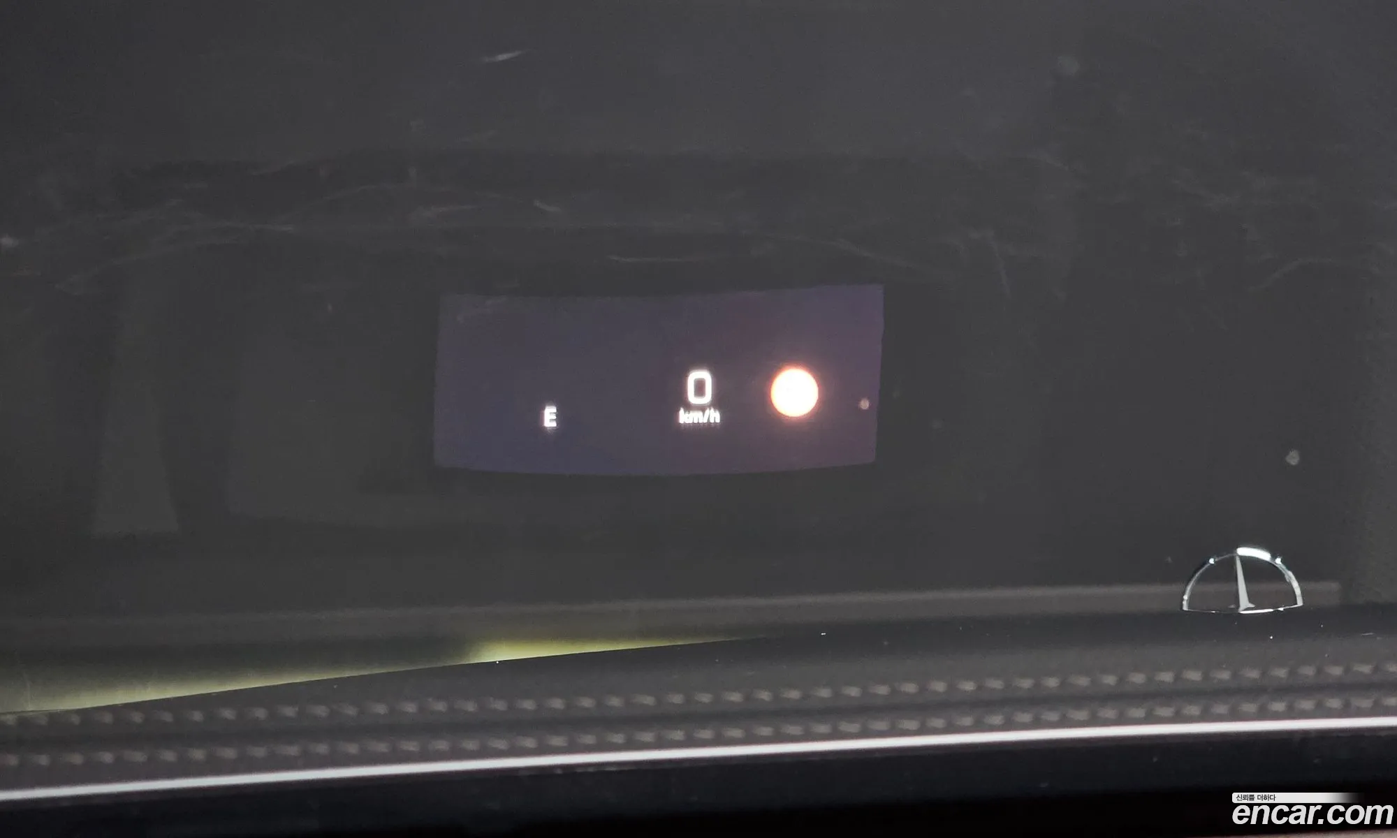 Mercedes-Benz E-Class W213 2018 WDDZF0FB4JA458723 — 32