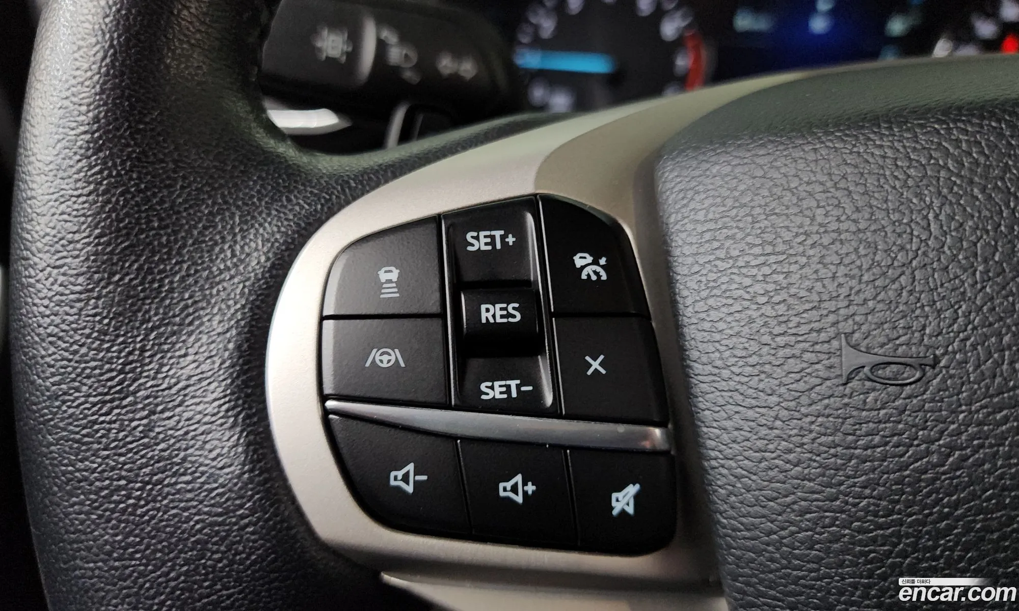 Ford Explorer 6th Gen 2020 1FMSK8FH8LGC38586 — 31