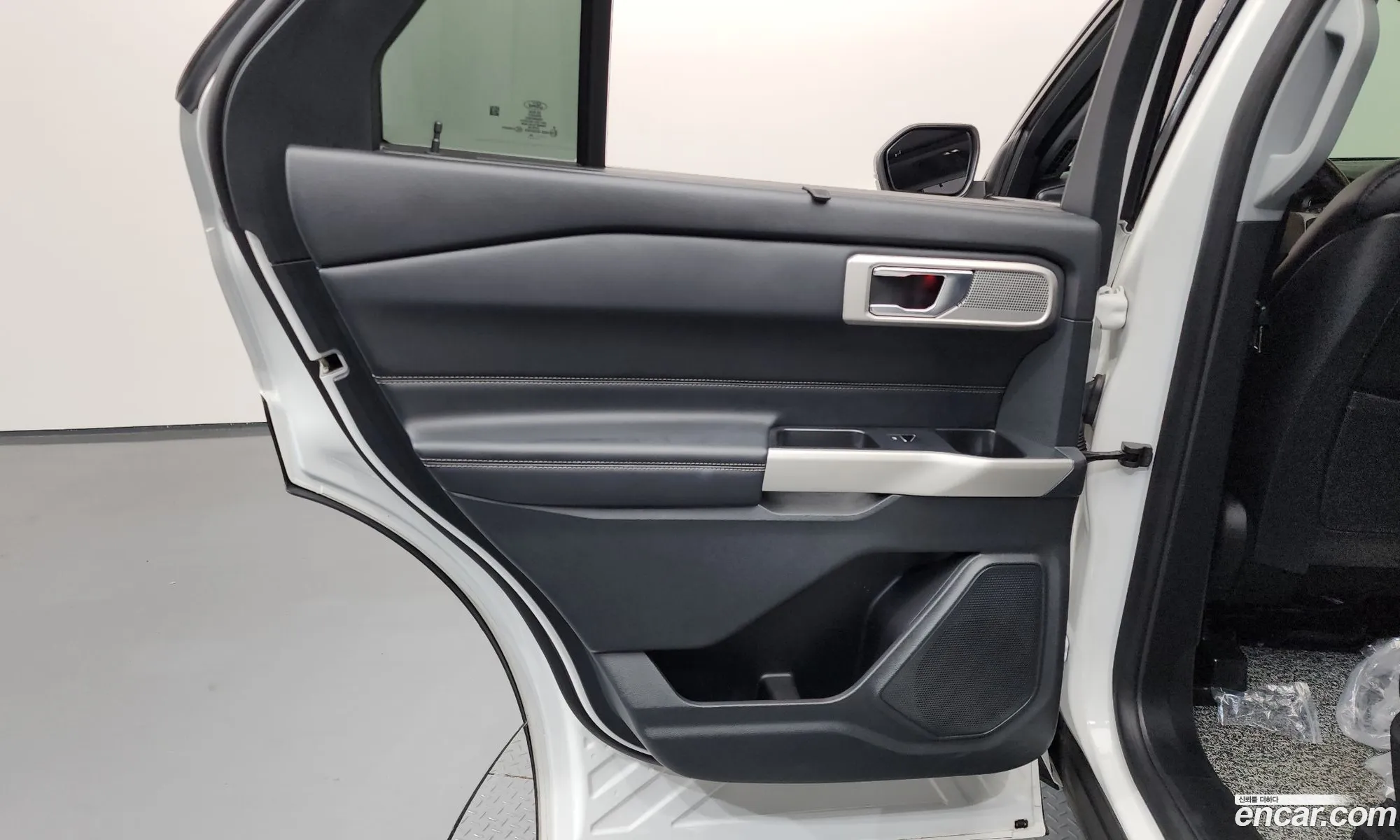 Ford Explorer 6th Gen 2020 1FMSK8FH8LGC38586 — 21