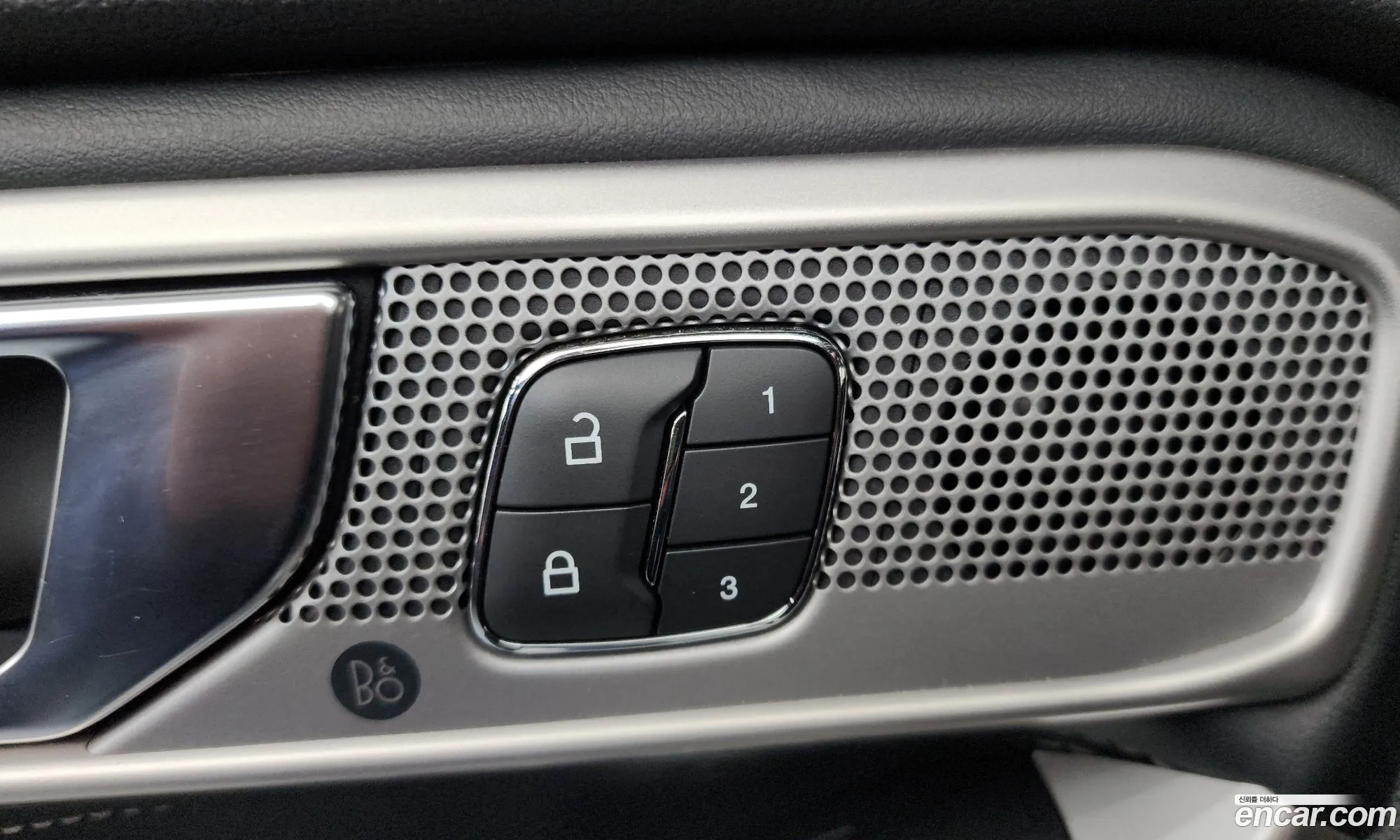 Ford Explorer 6th Gen 2020 1FMSK8FH8LGC38586 — 22
