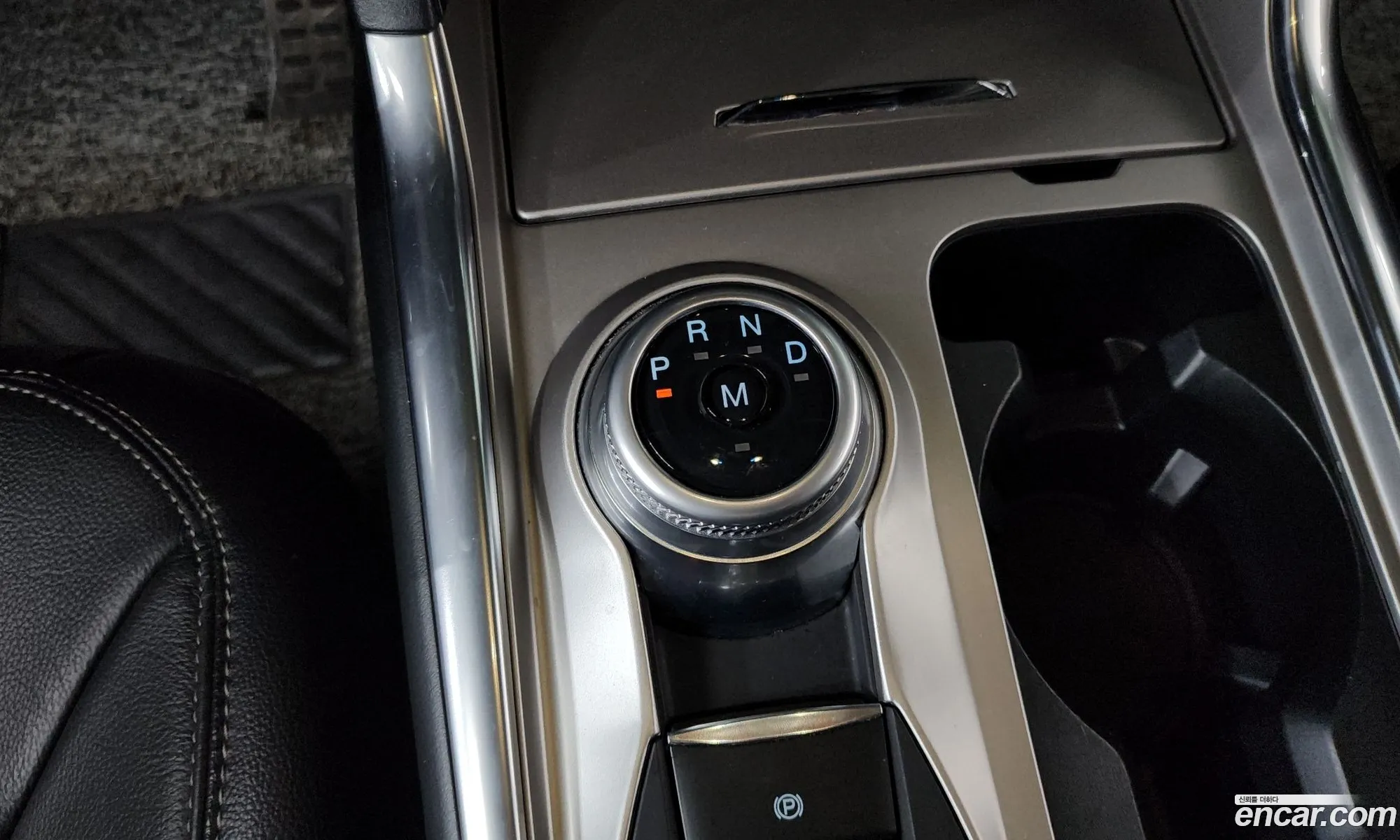 Ford Explorer 6th Gen 2020 1FMSK8FH8LGC38586 — 8