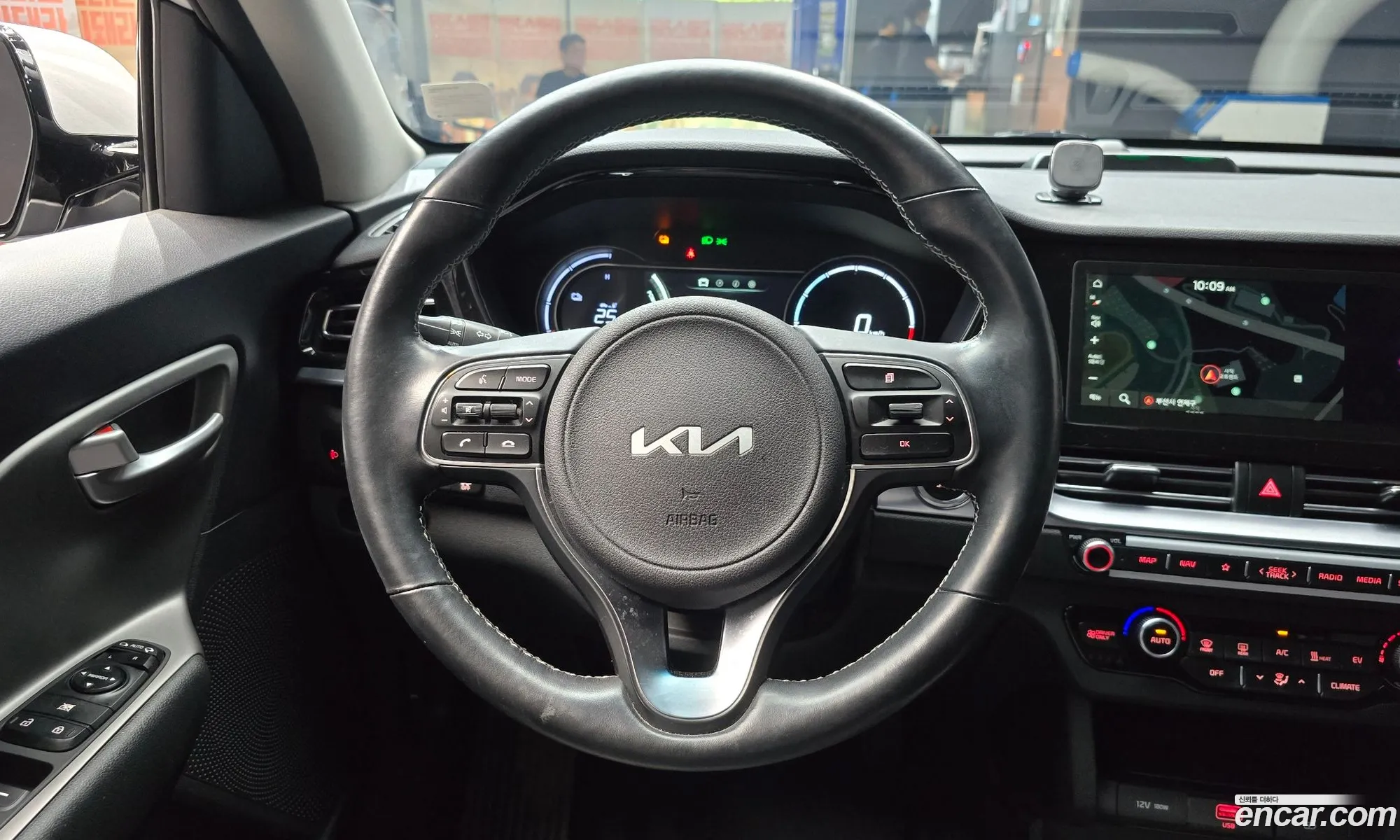 Kia Niro Plus 2022 — 19