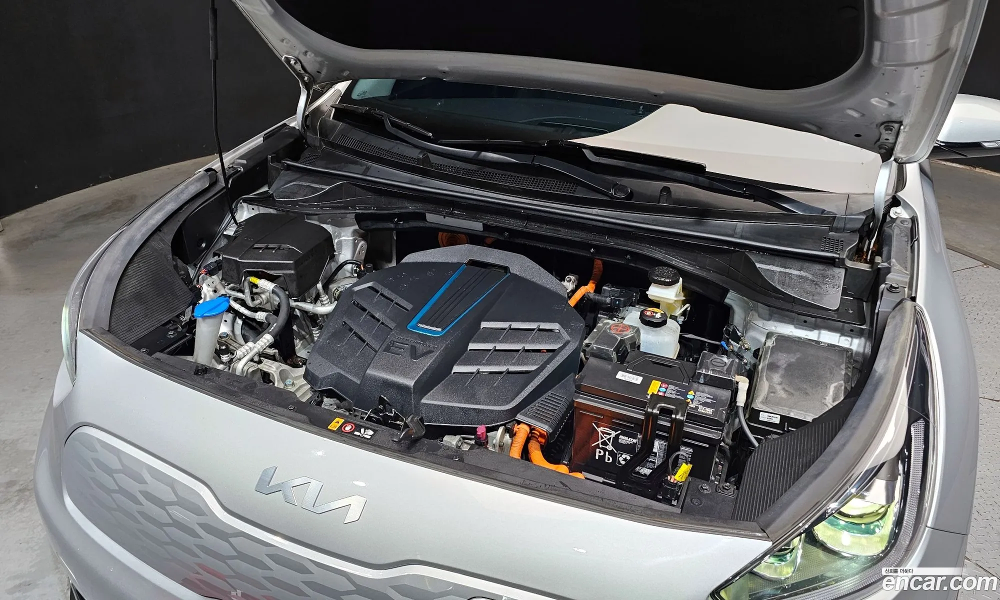 Kia Niro Plus 2022 — 17