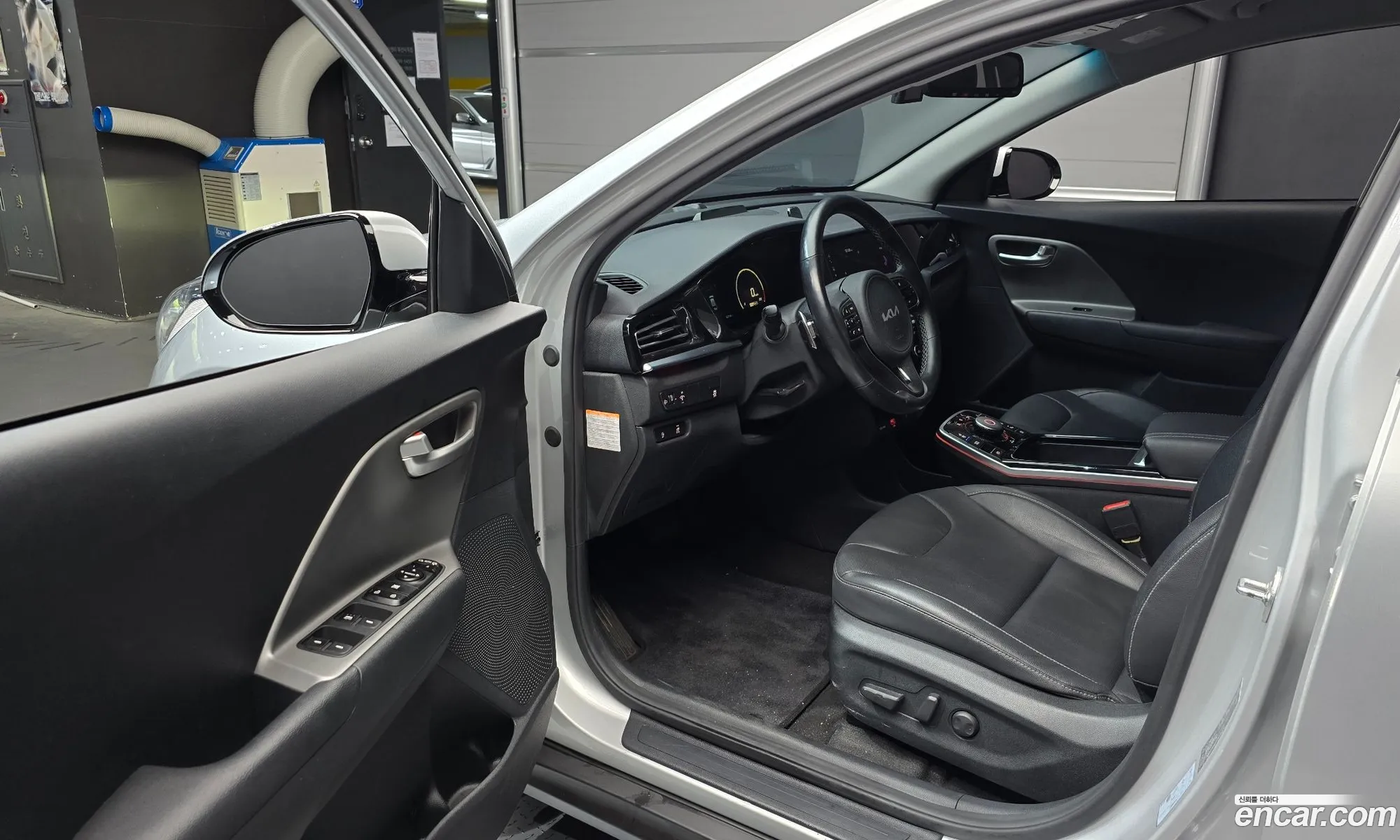Kia Niro Plus 2022 — 21