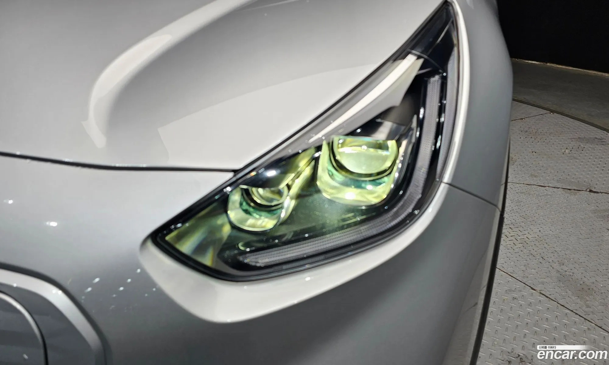 Kia Niro Plus 2022 — 14