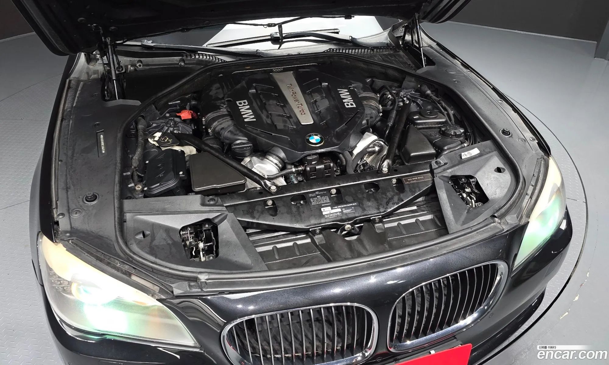 BMW 7 Series 2011 WBAKB8109BC346451 — 7