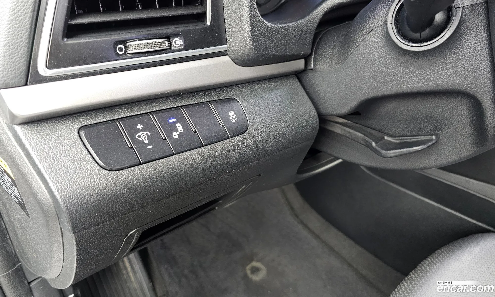 Hyundai Elantra AD 2018 — 4