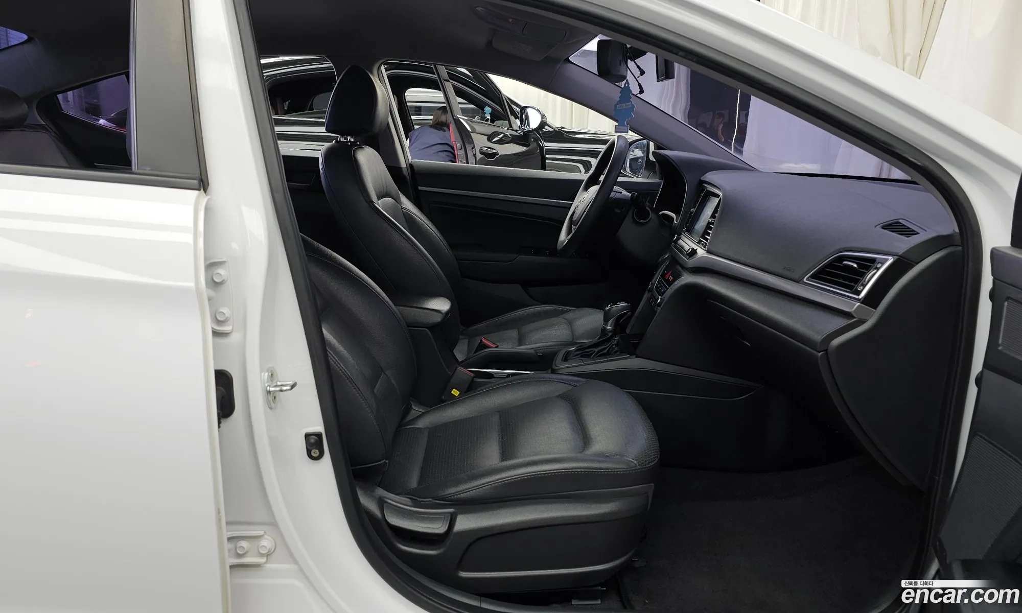 Hyundai Elantra AD 2018 — 2