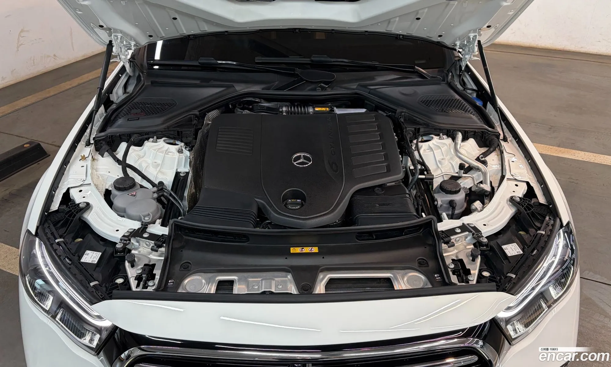 Mercedes-Benz E-Class W214 2024 — 19