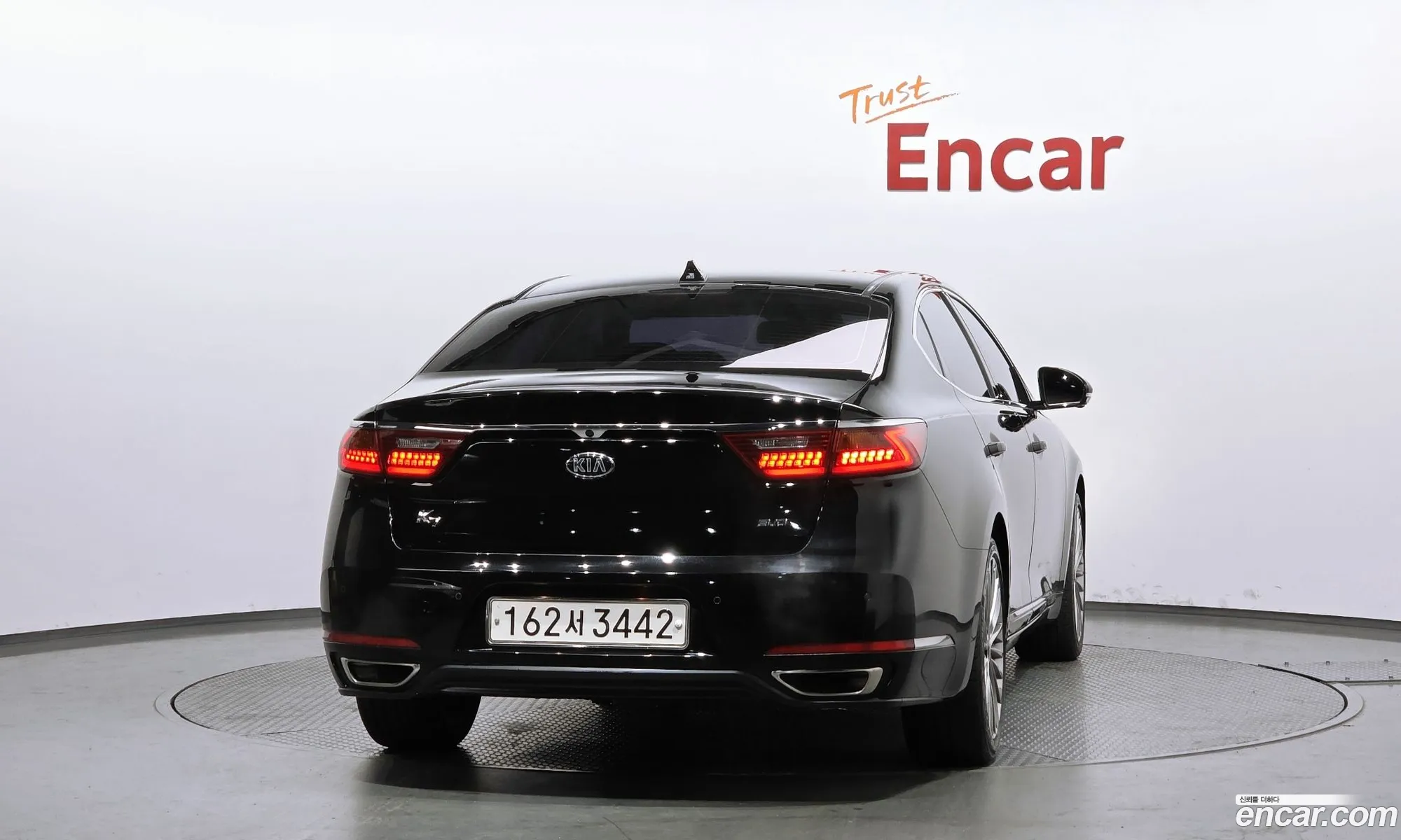 Kia K7 2019 KNALB416BKA162886 — 10