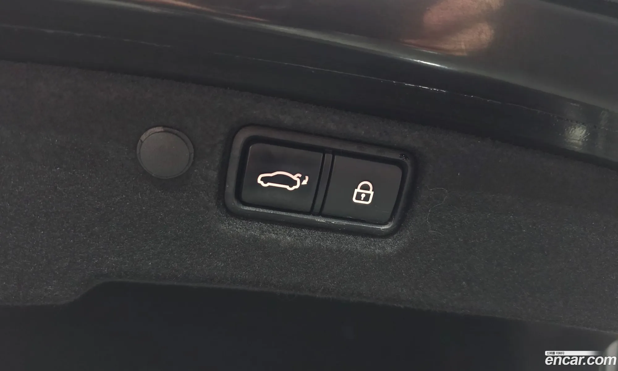 Kia K7 2019 KNALB416BKA162886 — 16