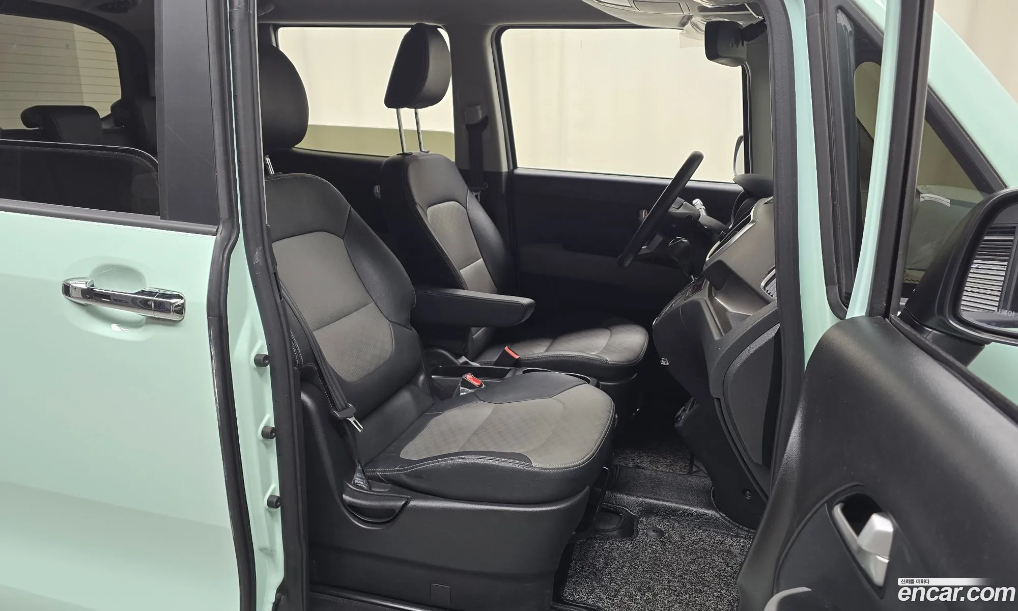 Kia Ray 2021 KNACJ811BMT267210 — 9