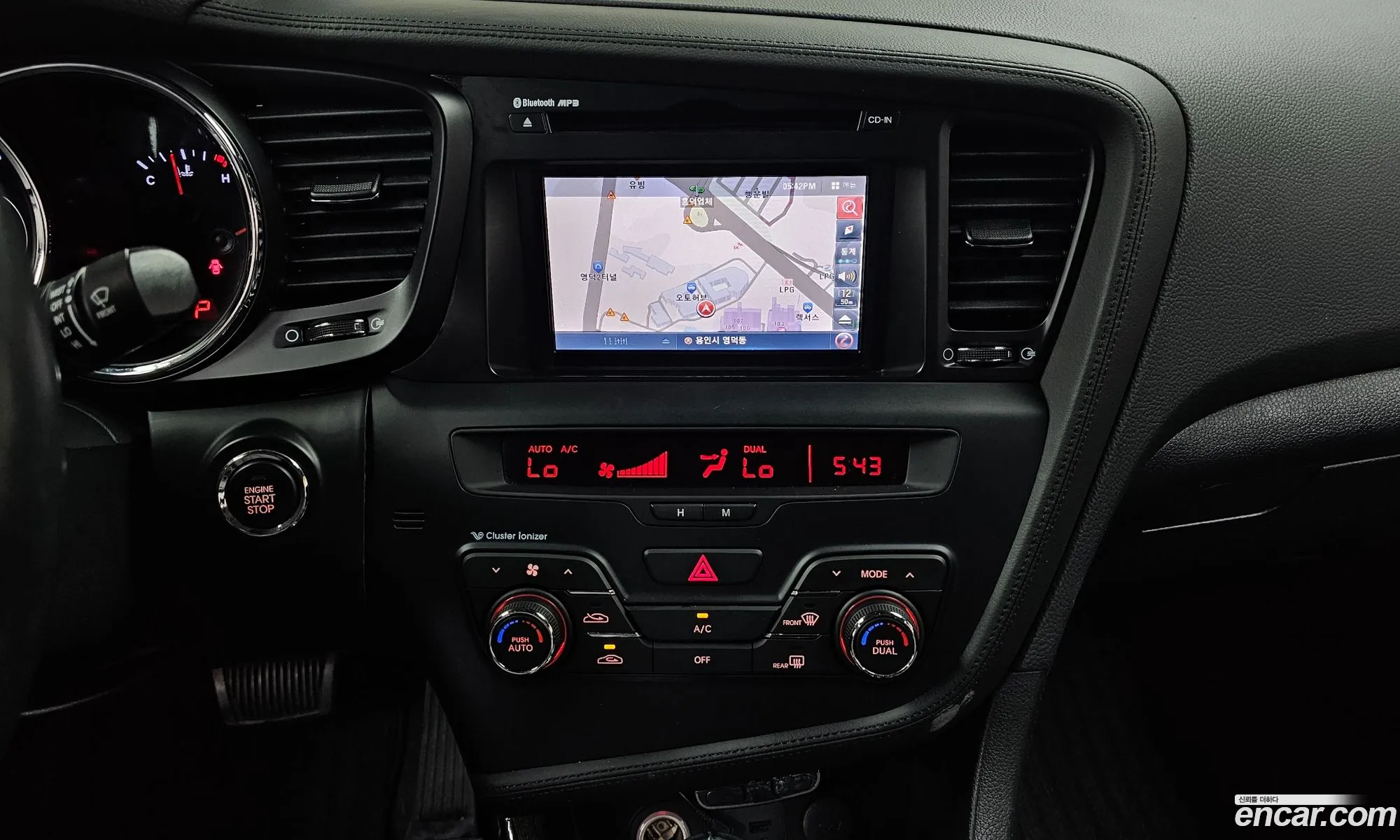 Kia K5 2012 KNAGN419BDA336289 — 30