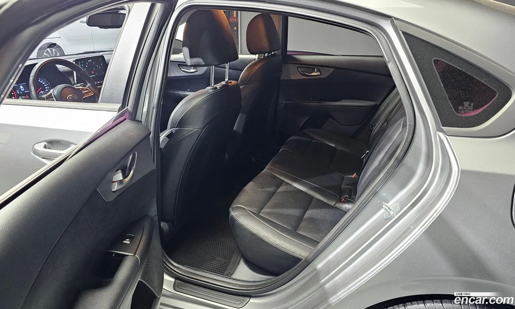 Kia K3 2021 — 14