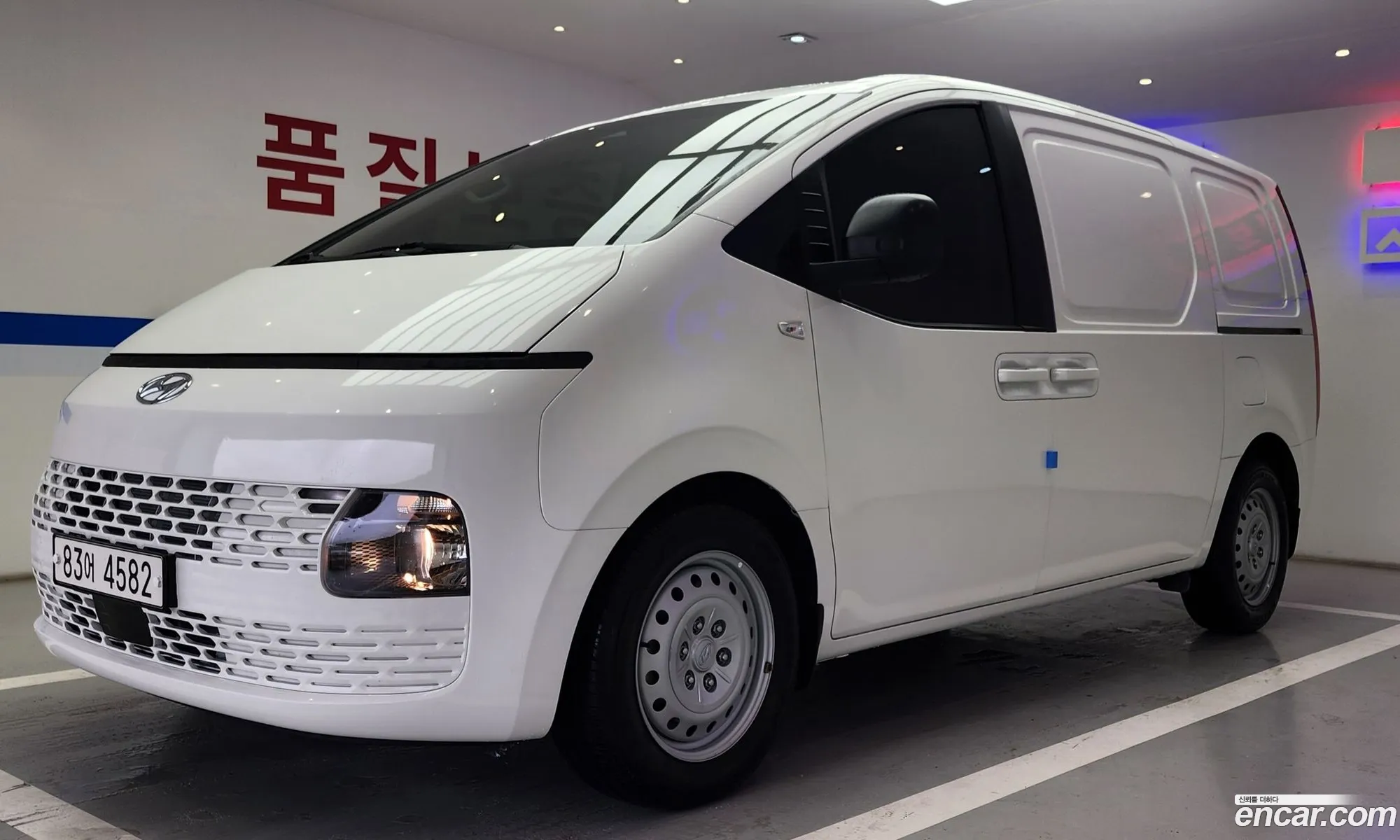 Hyundai Staria 2021 — 12