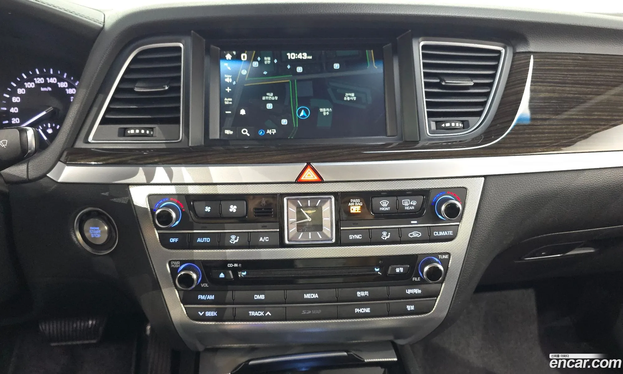 Genesis G80 2017 KMHGL41DDHU214186 — 7