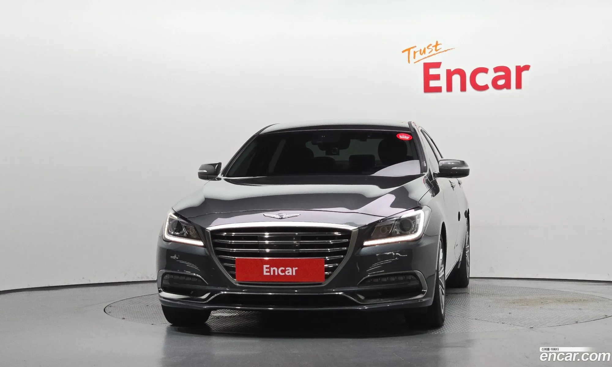 Genesis G80 2017 KMHGL41DDHU214186 — 12