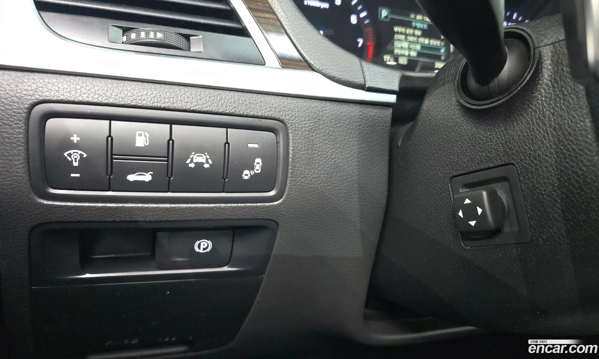 Genesis G80 2017 KMHGL41DDHU214186 — 19