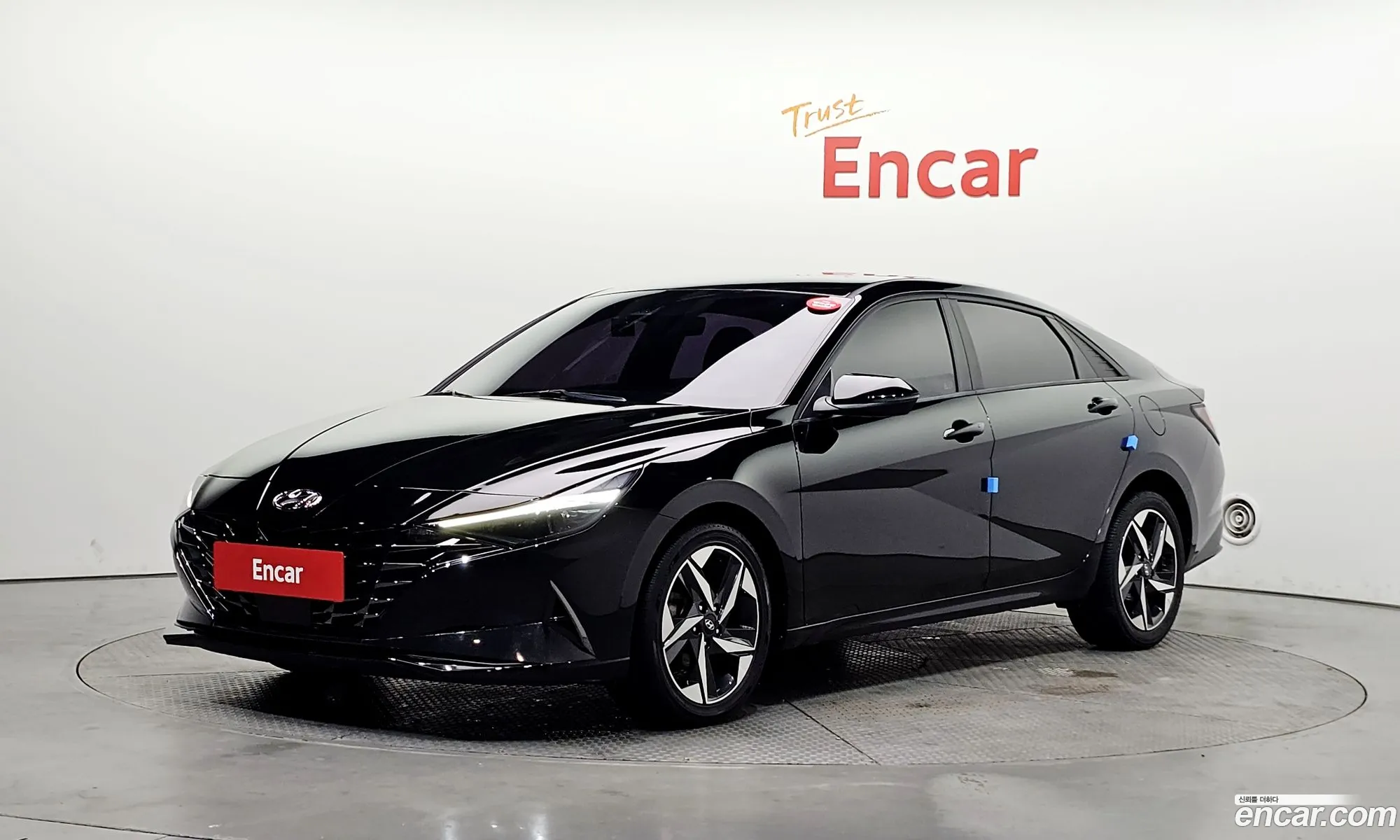 Hyundai Elantra 2021 — 14