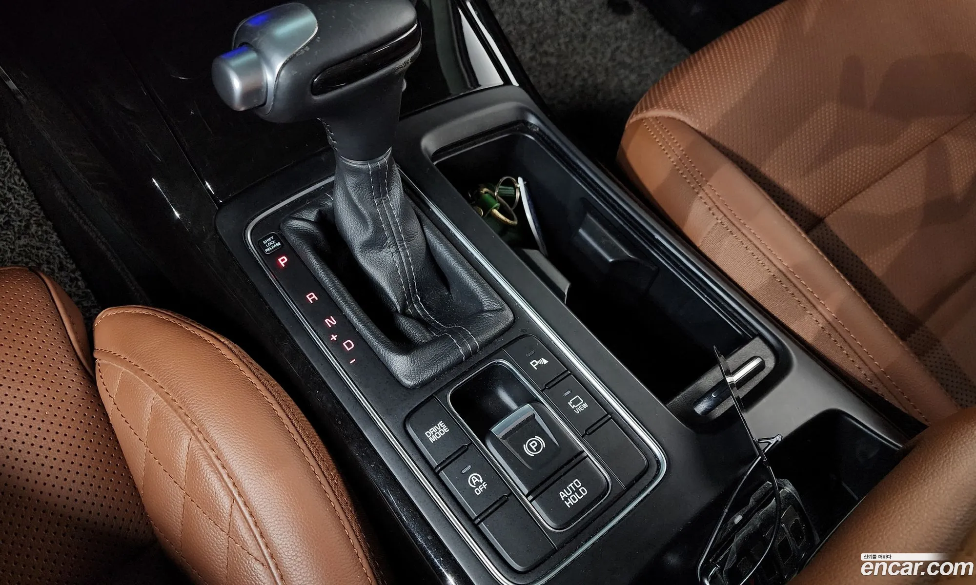 Kia Sorento 2019 KNAPK81BBLA635934 — 17