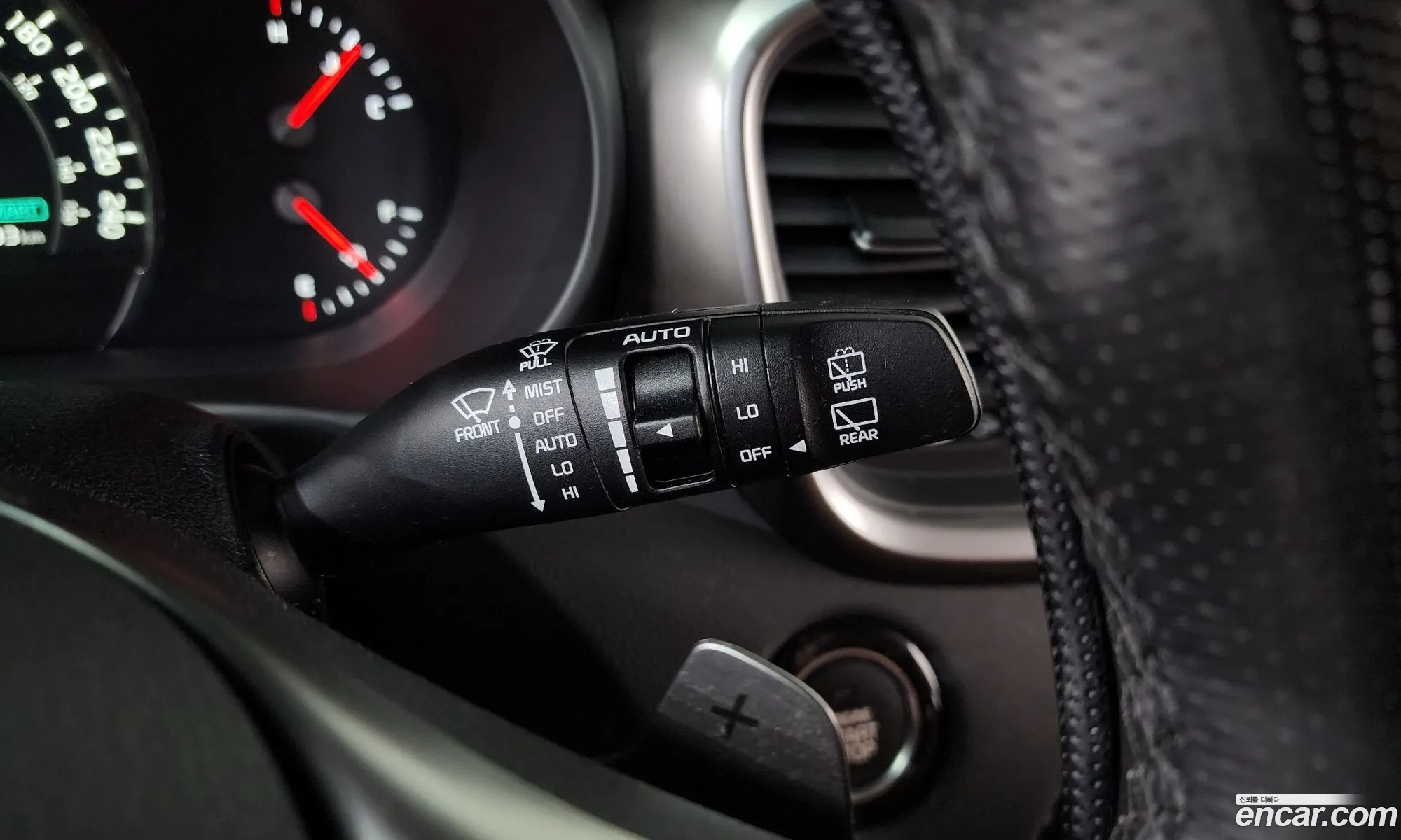 Kia Sorento 2019 KNAPK81BBLA635934 — 24